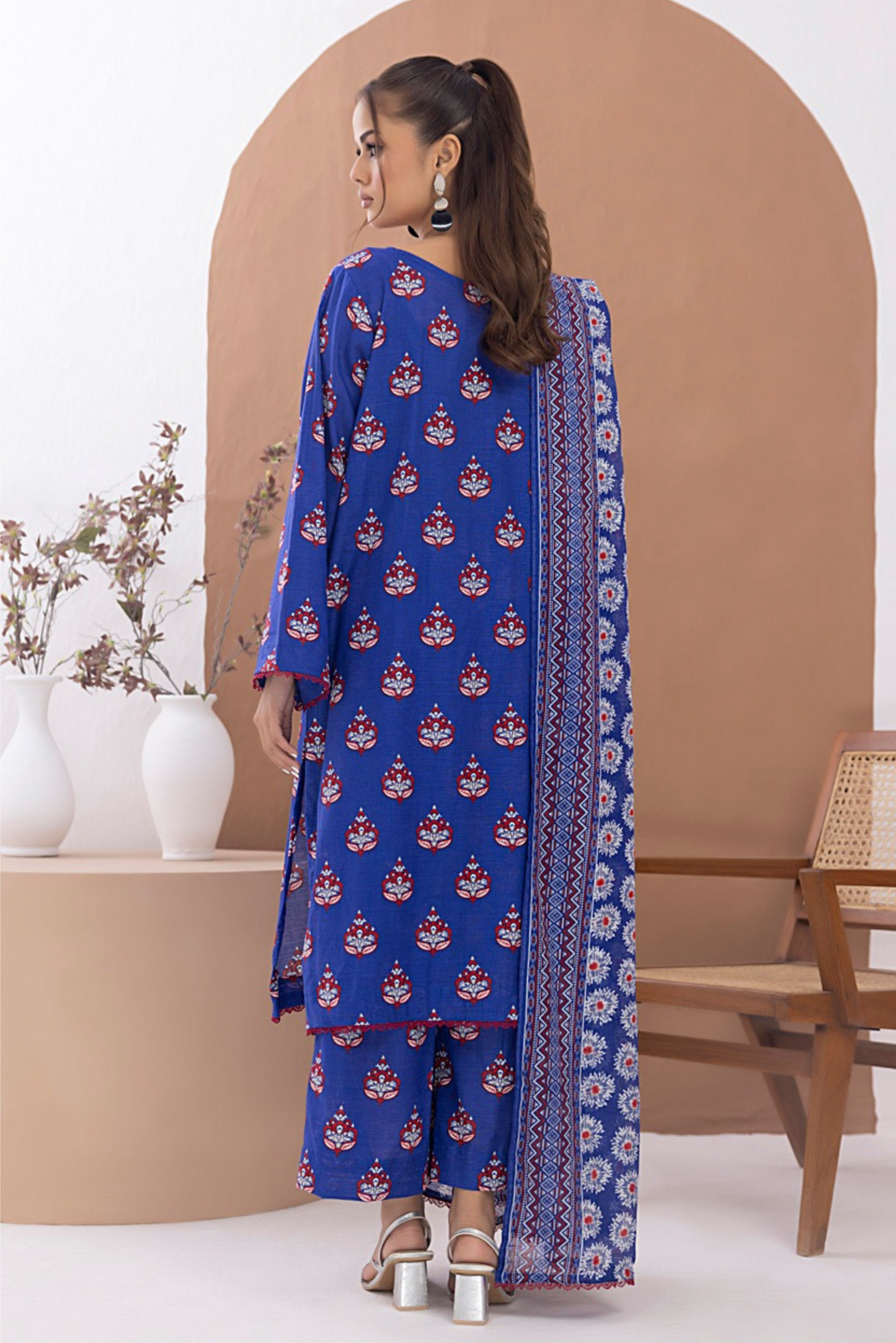 3 Pieces - Regalia Unstitched Royal Blue Printed Lawn Suit