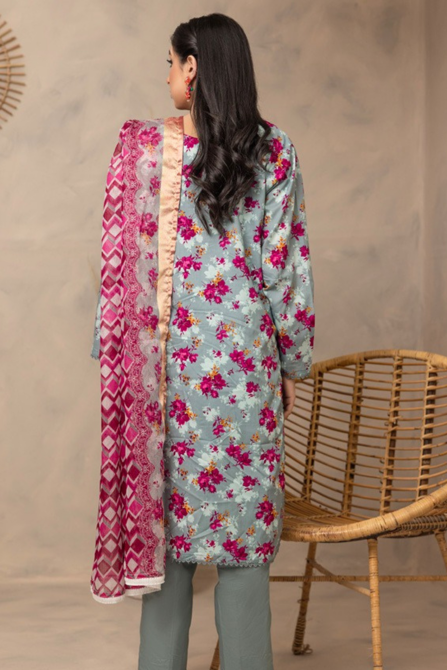 3 Pieces - Regalia Unstitched Gray Fancy Zari Dupatta Printed Shirt Lawn Suit