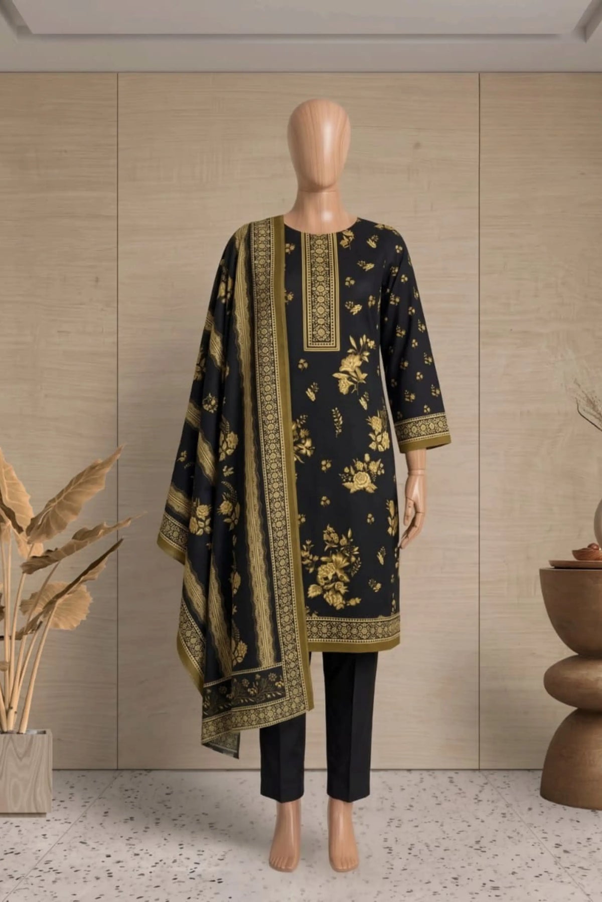 3 Pieces - Rijja By Murashe Unstitched Black Ladies Printed Khaddar Suit