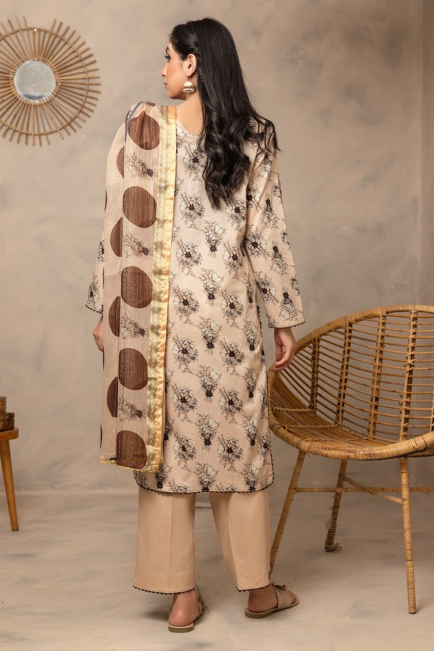 3 Pieces - Regalia Unstitched Skin Fancy Zari Dupatta Printed Shirt Lawn Suit