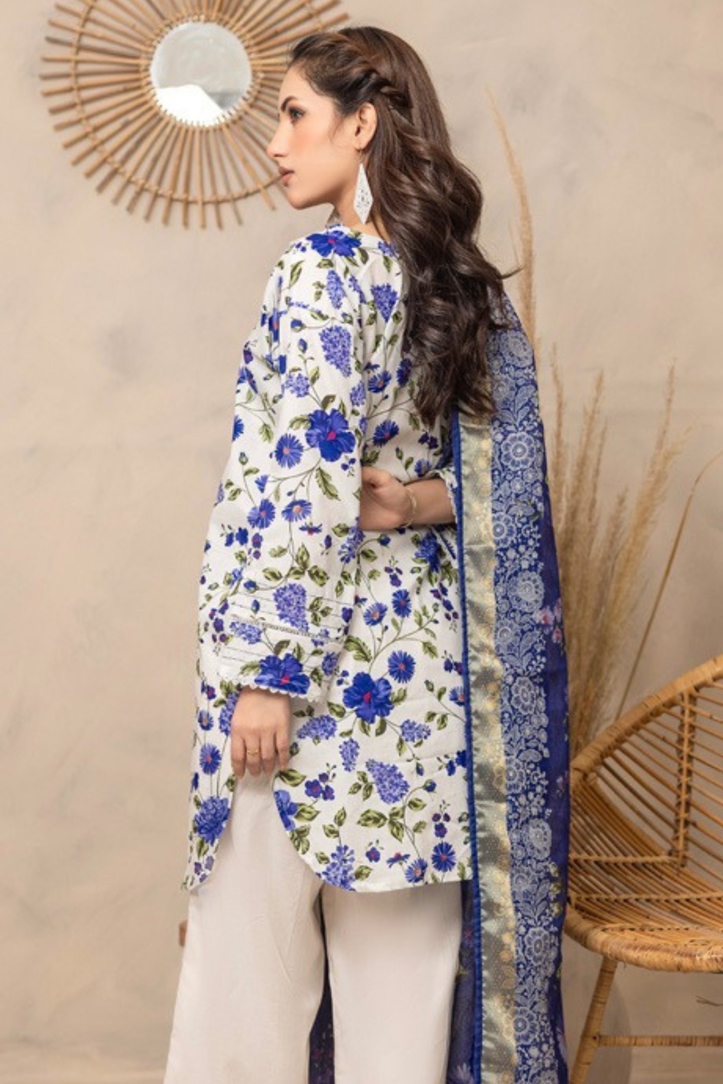 3 Pieces - Regalia Unstitched Off White Fancy Zari Dupatta Printed Shirt Lawn Suit