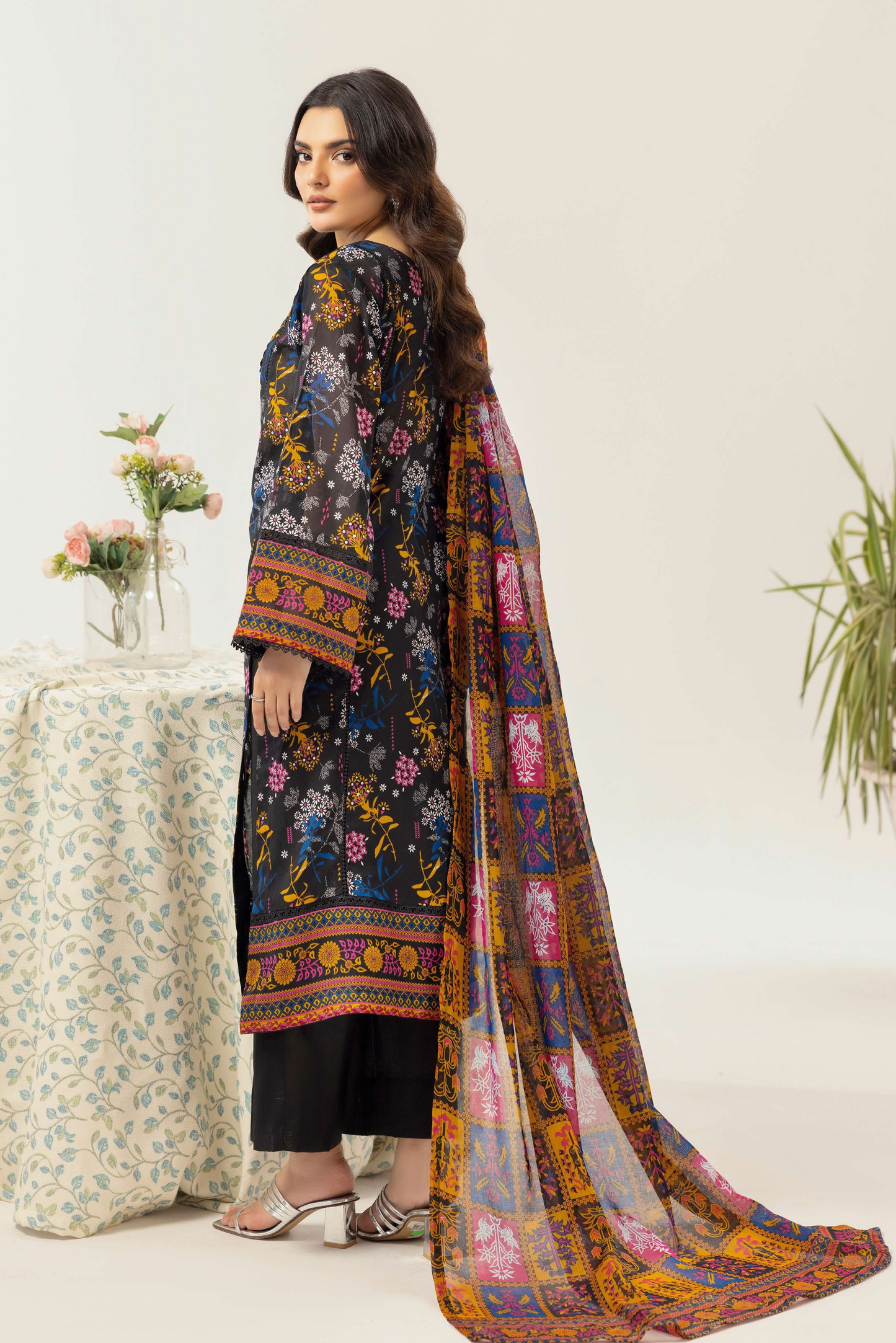 3 Pieces - Haya By Legends Unstitched Black Printed Lawn Suit