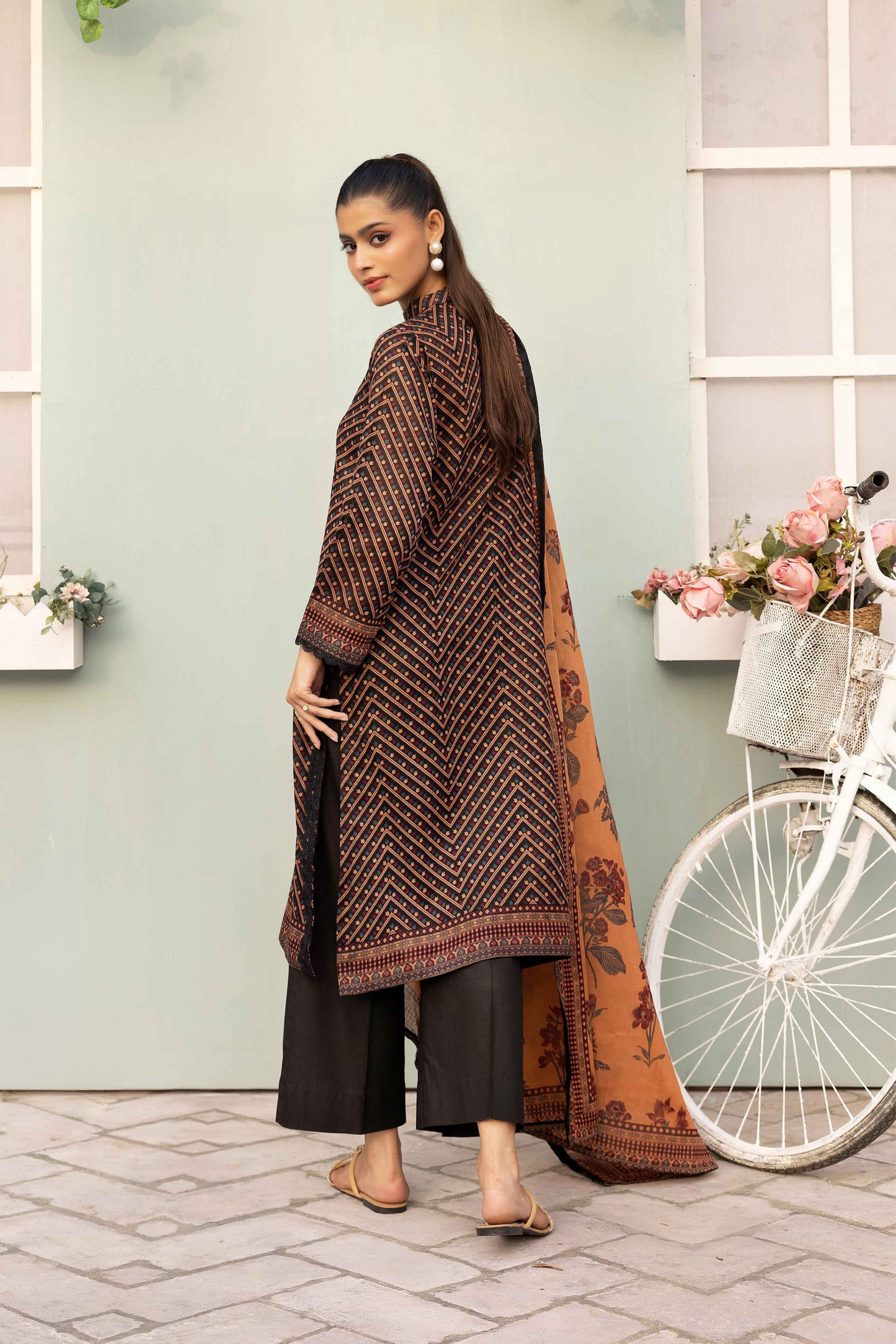 3 Pieces - Haya By Legends Unstitched Brown Printed Lawn Suit