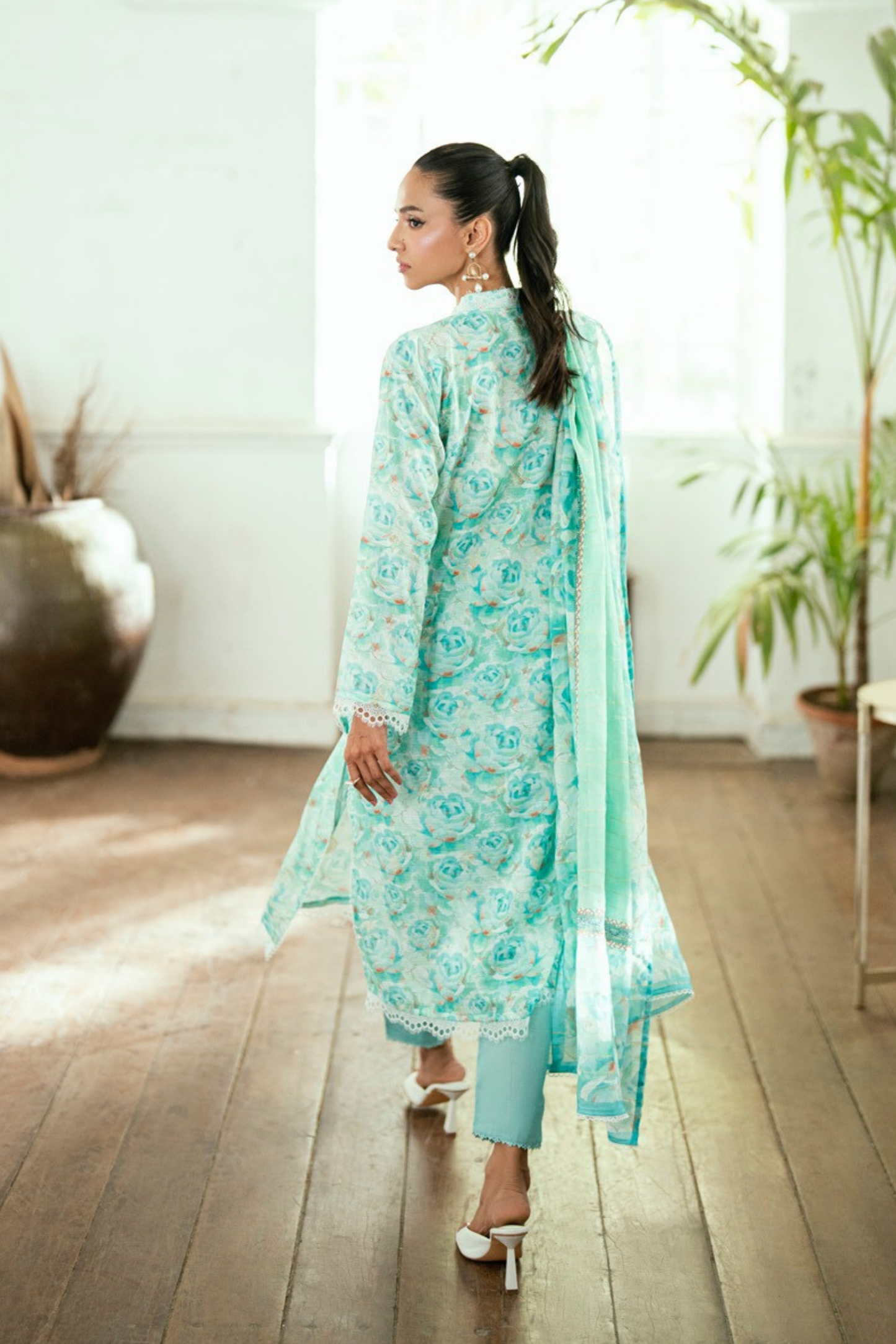 3 Pieces - Regalia Unstitched Ferozi Jscquard Cambric Suit