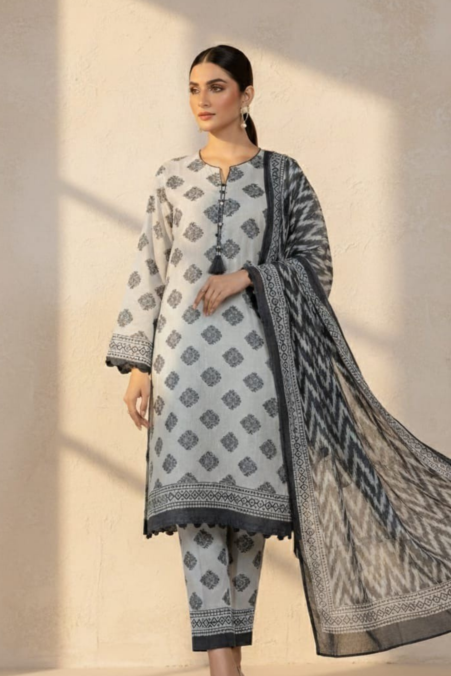 3 Pieces - Safina Unstitched Sky Blue Printed Khaddar Suit