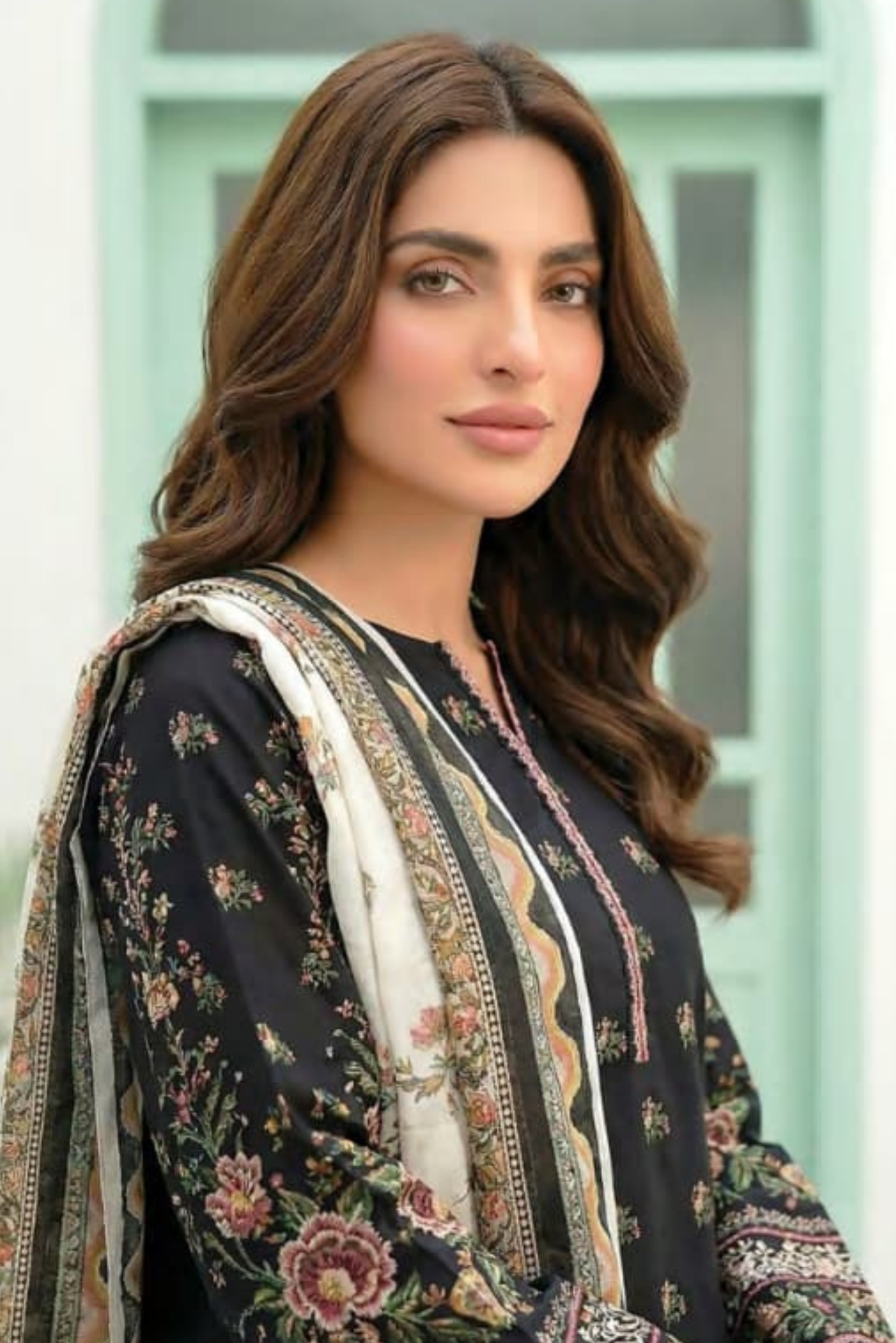 3 Pieces - Lakhany Unstitched Black Lawn Suit