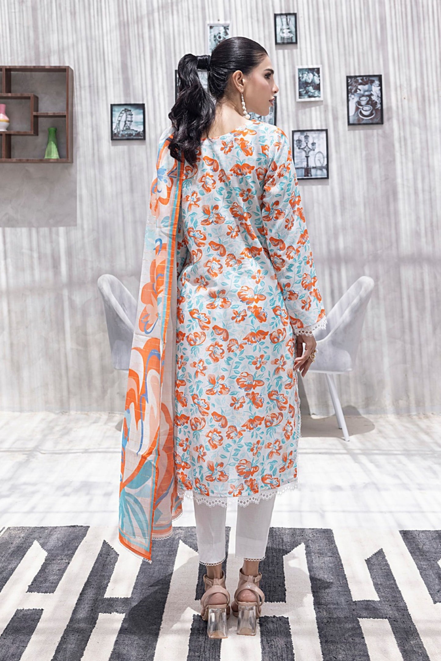 3 Pieces - Regalia Unstitched Off White Jscquard Cambric Suit