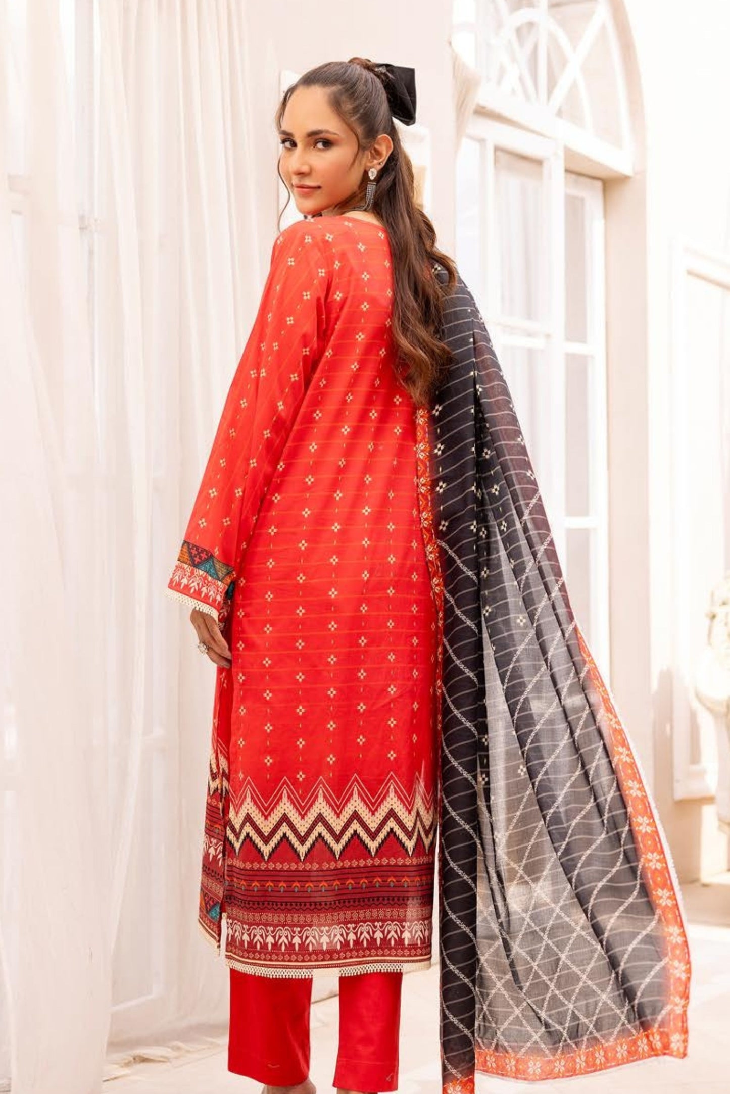 3 Pieces - Haya By Legends Unstitched Carrot Printed Lawn Suit