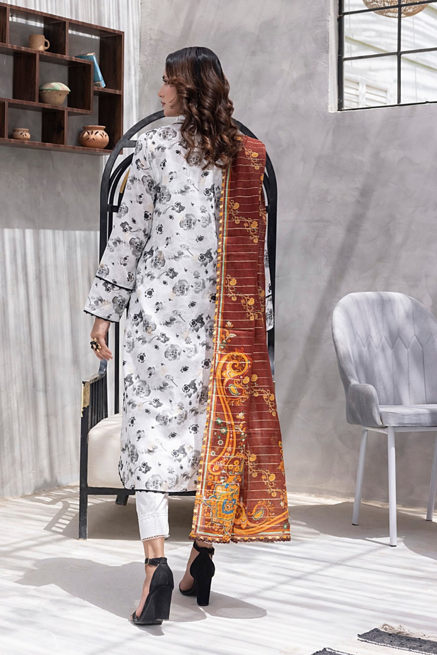 3 Pieces - Regalia Unstitched White Jscquard Cambric Suit