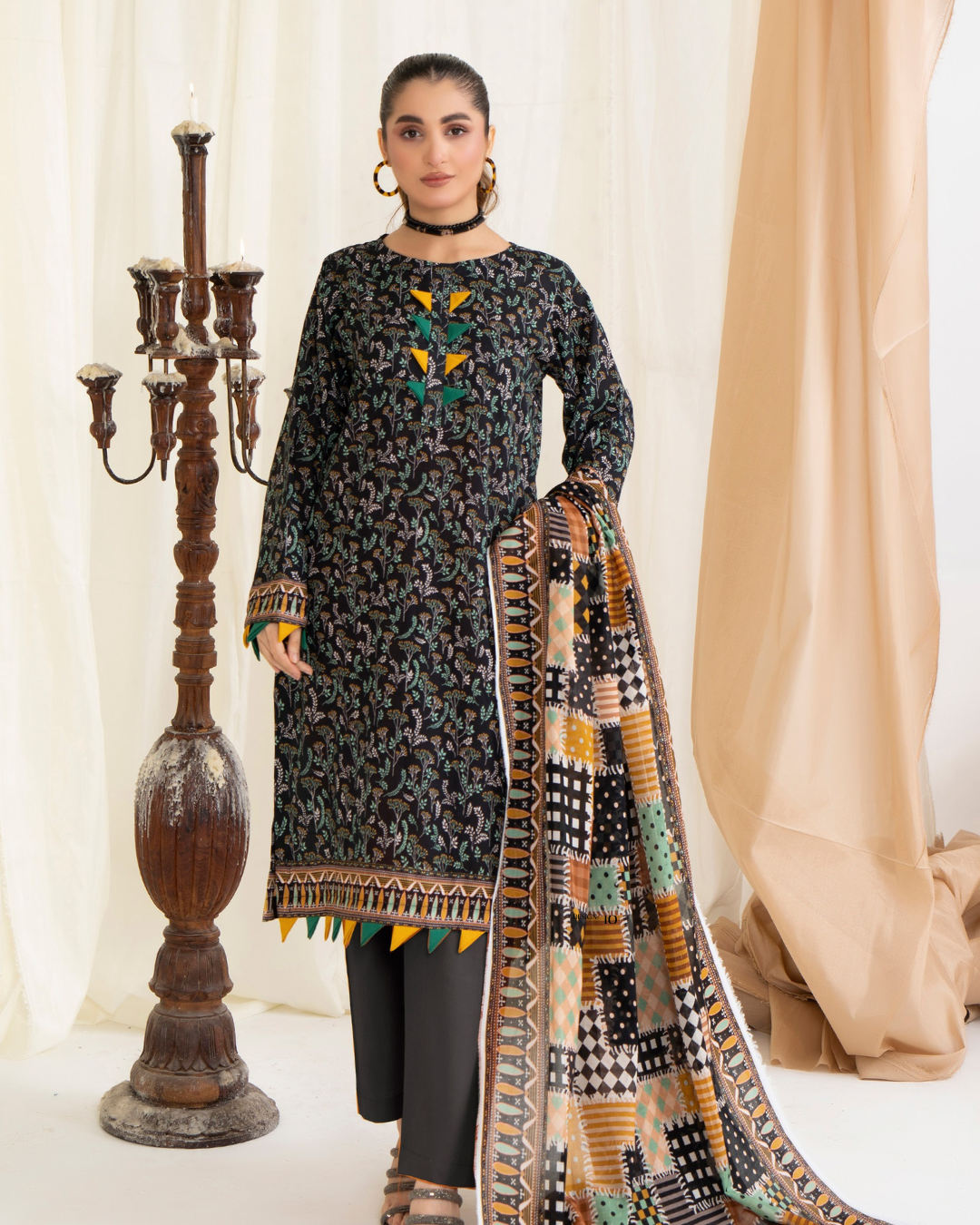 3 Piece - Mahi Unstitched Char Coal Ladies Print Lawn Suit