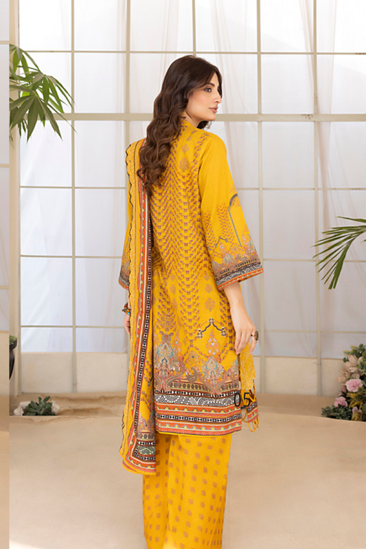 3 Pieces - Regalia Stitched Yllow Embroidered Khaddar Suit