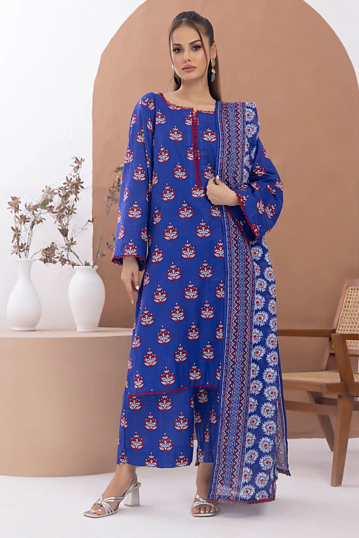 3 Pieces - Regalia Unstitched Royal Blue Printed Lawn Suit