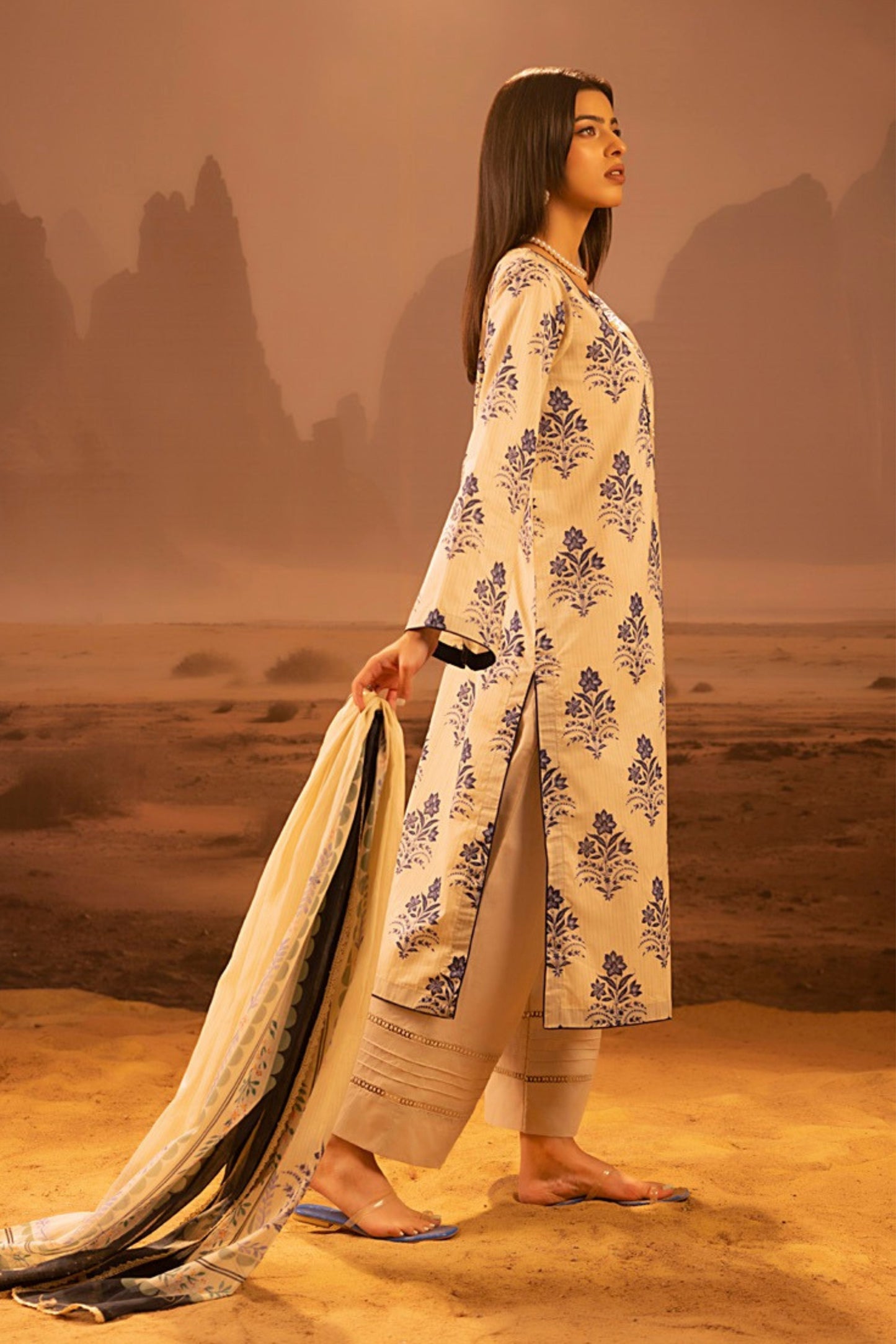3 Pieces - Regalia Unstitched Off White Mid Summer Cotton Suit