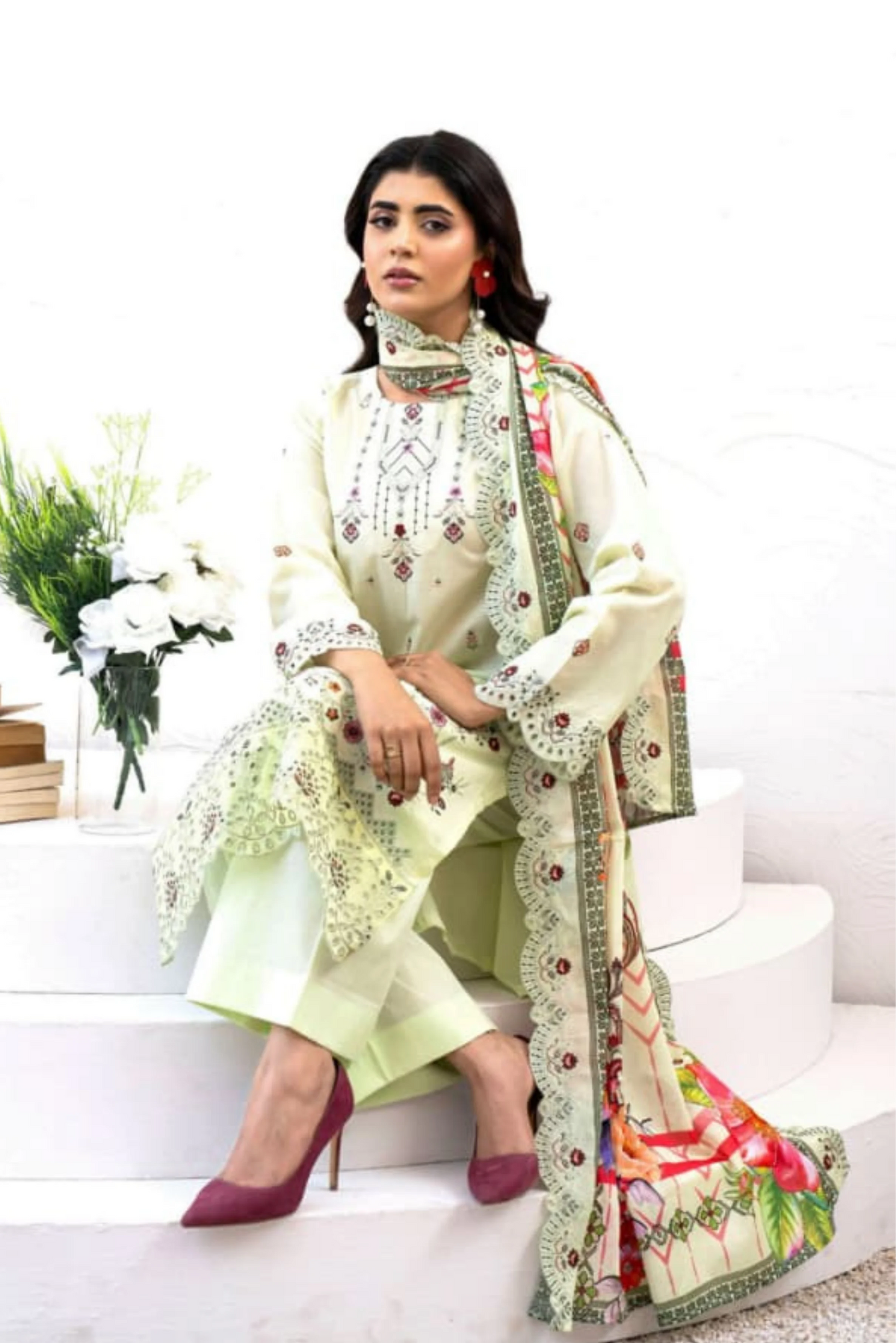 3 Piece - Gold Unstitched Cream Embroidered Lawn Suit