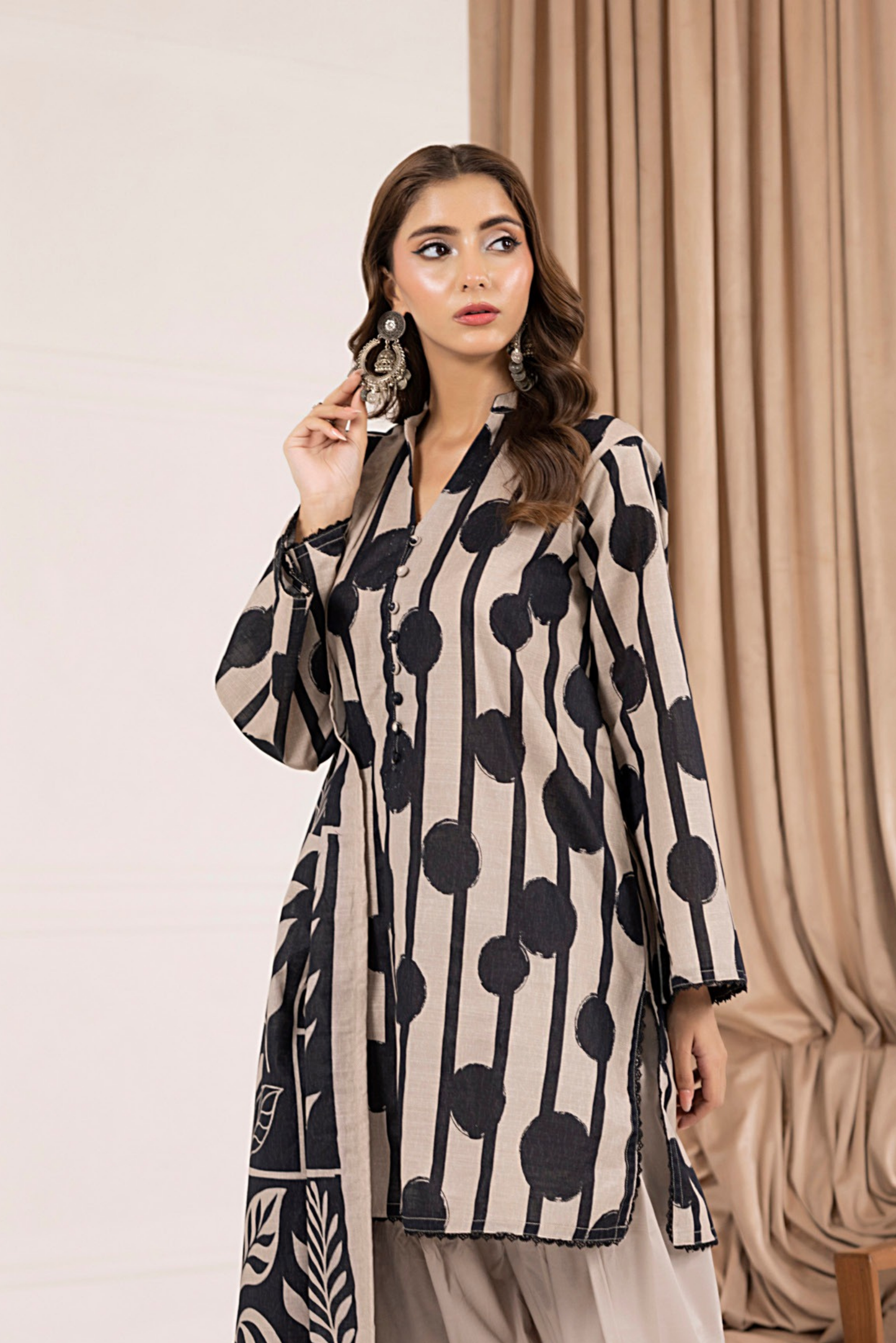 3 Pieces - Regalia Unstitched Black & White Printed Khaddar Suit