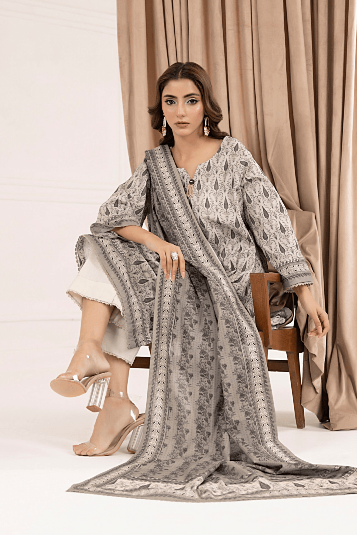 3 Pieces - Regalia Unstitched White Printed Khaddar Suit