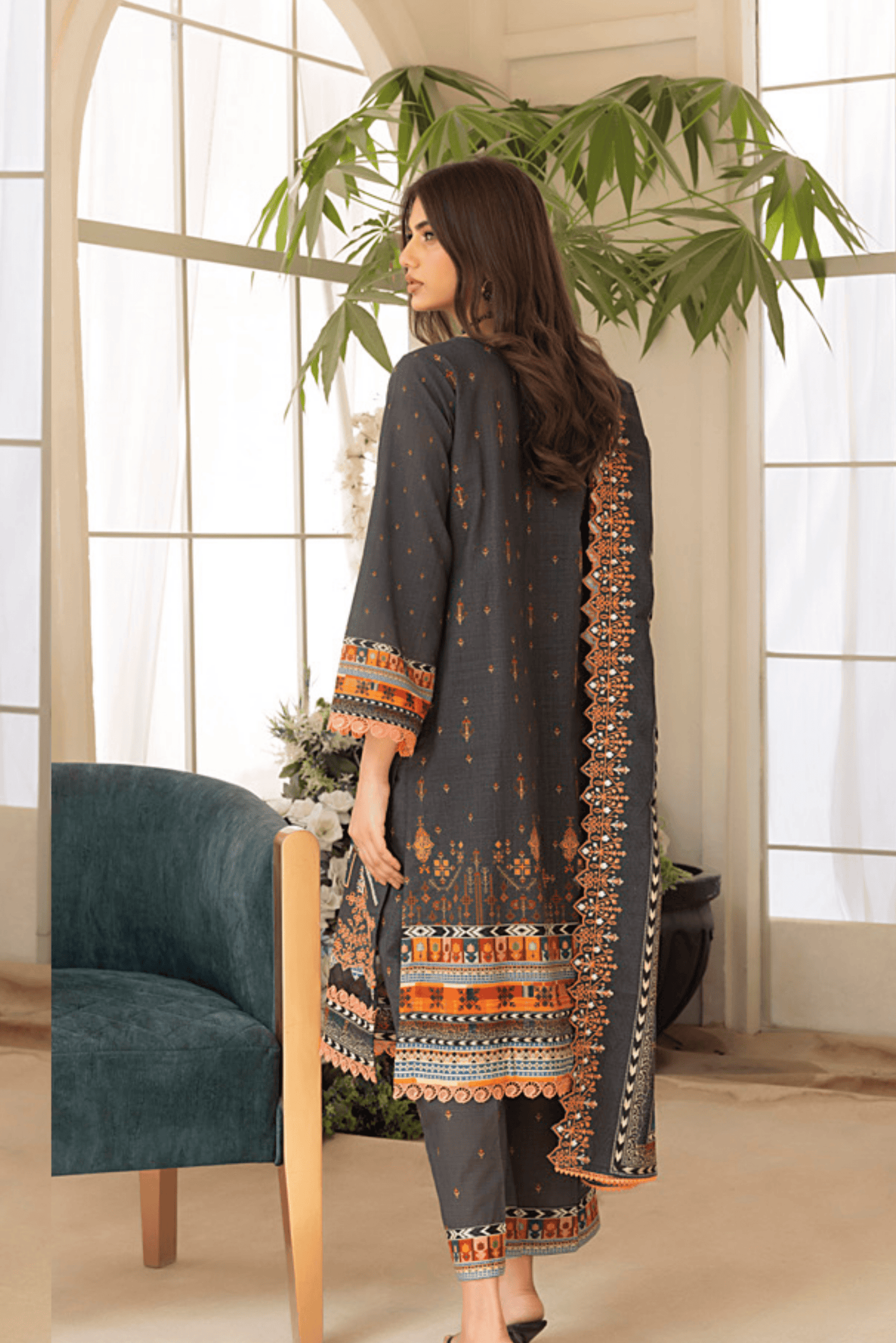 3 Pieces - Regalia Stitched Black Embroidered Khaddar Suit