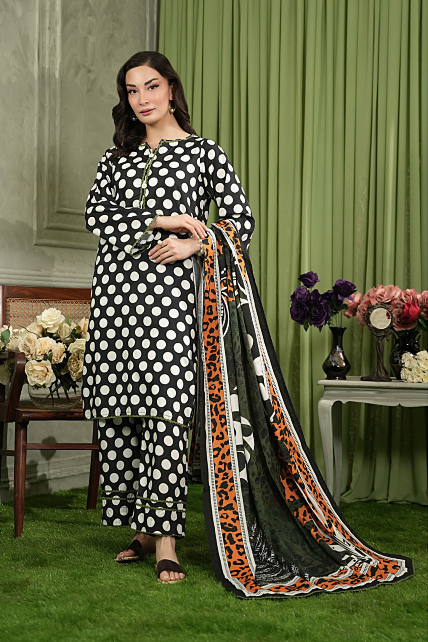 3 Pieces - Regalia Unstitched Black & White Printed Linen Suit