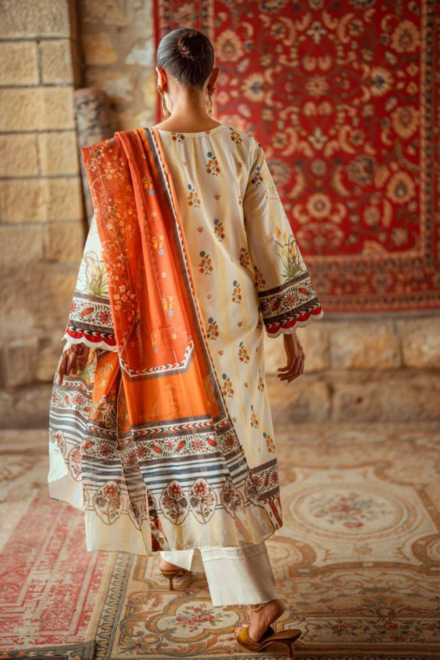 3 Pieces - GulAhmad Unstitched Creamy White Printed Lawn Suit