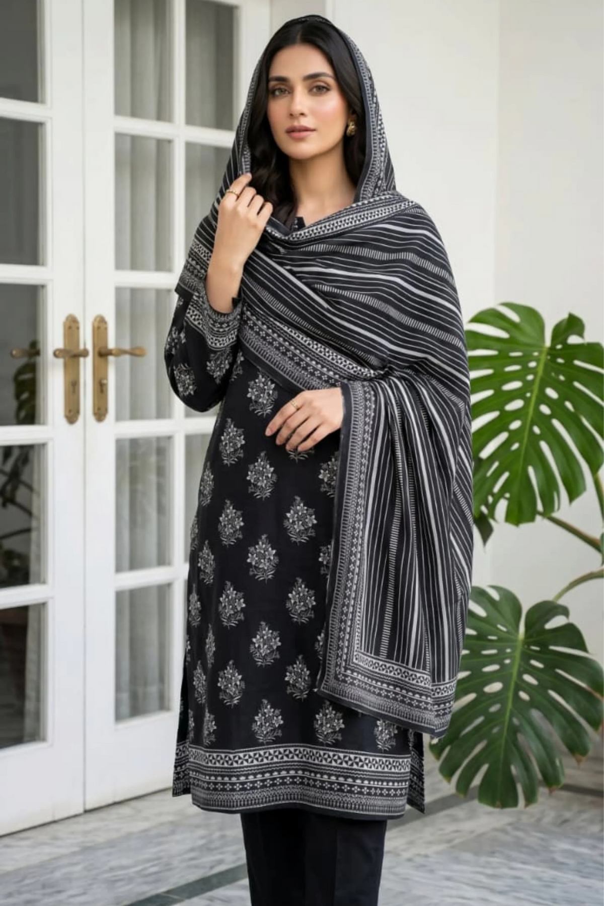 3 Pieces - Sohni Dharti Unstitched Black Ladies Lawn Suit