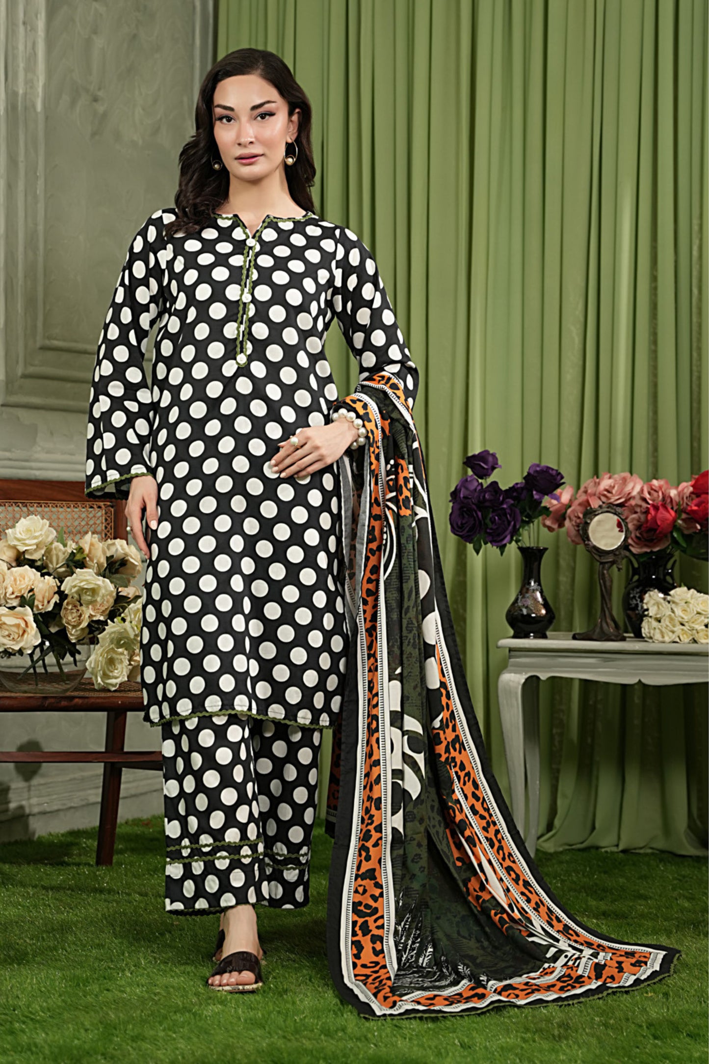 3 Pieces - Regalia Unstitched Black & White Printed Linen Suit