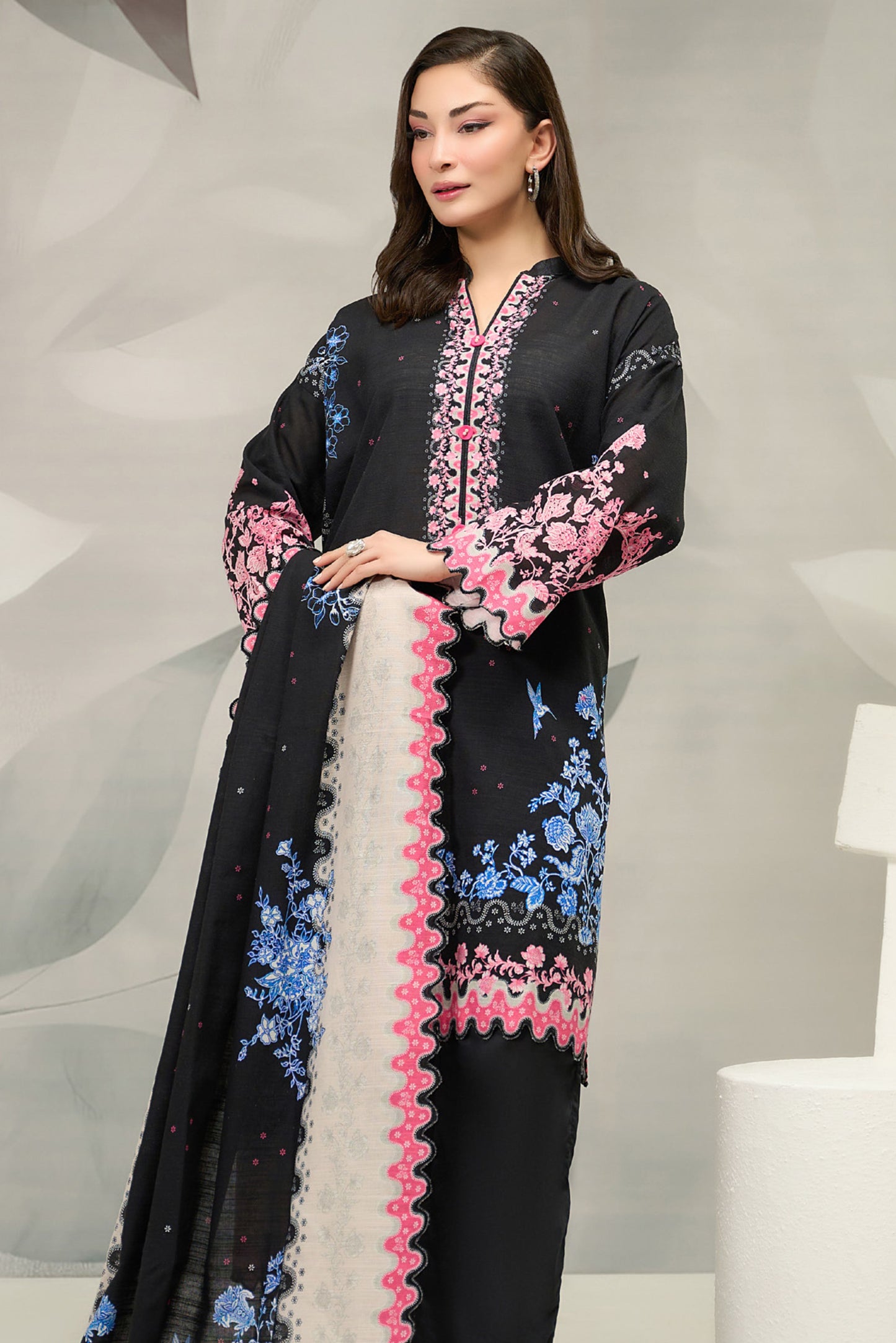 3 Pieces - Regalia Unstitched Black Printed Khaddar Suit