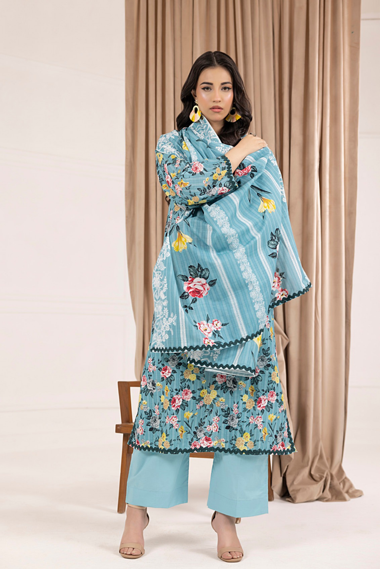 3 Pieces - Regalia Unstitched Ferozi Printed Khaddar Suit