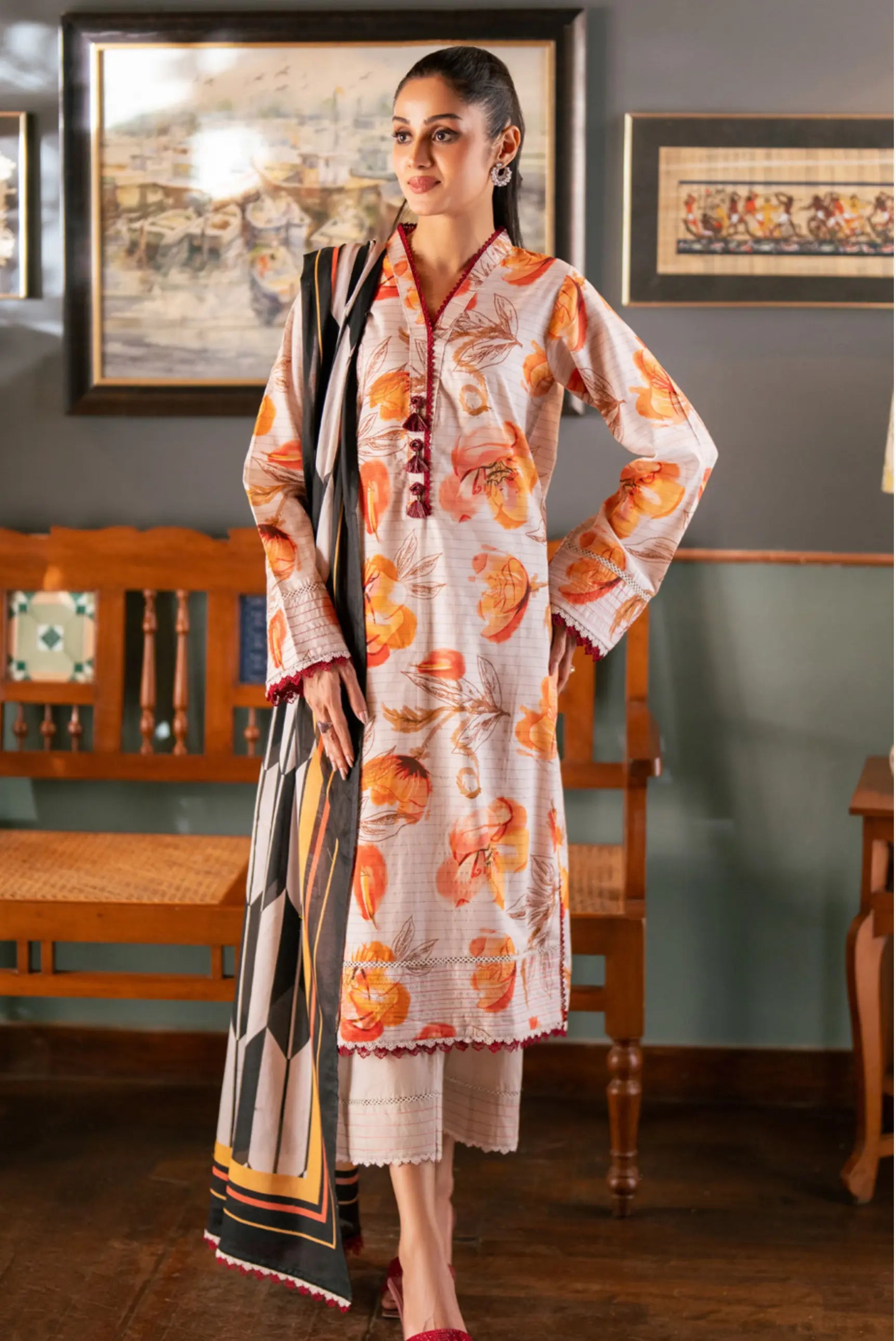 3 Pieces - Regalia Unstitched off white Bana Dora Lawn Suit