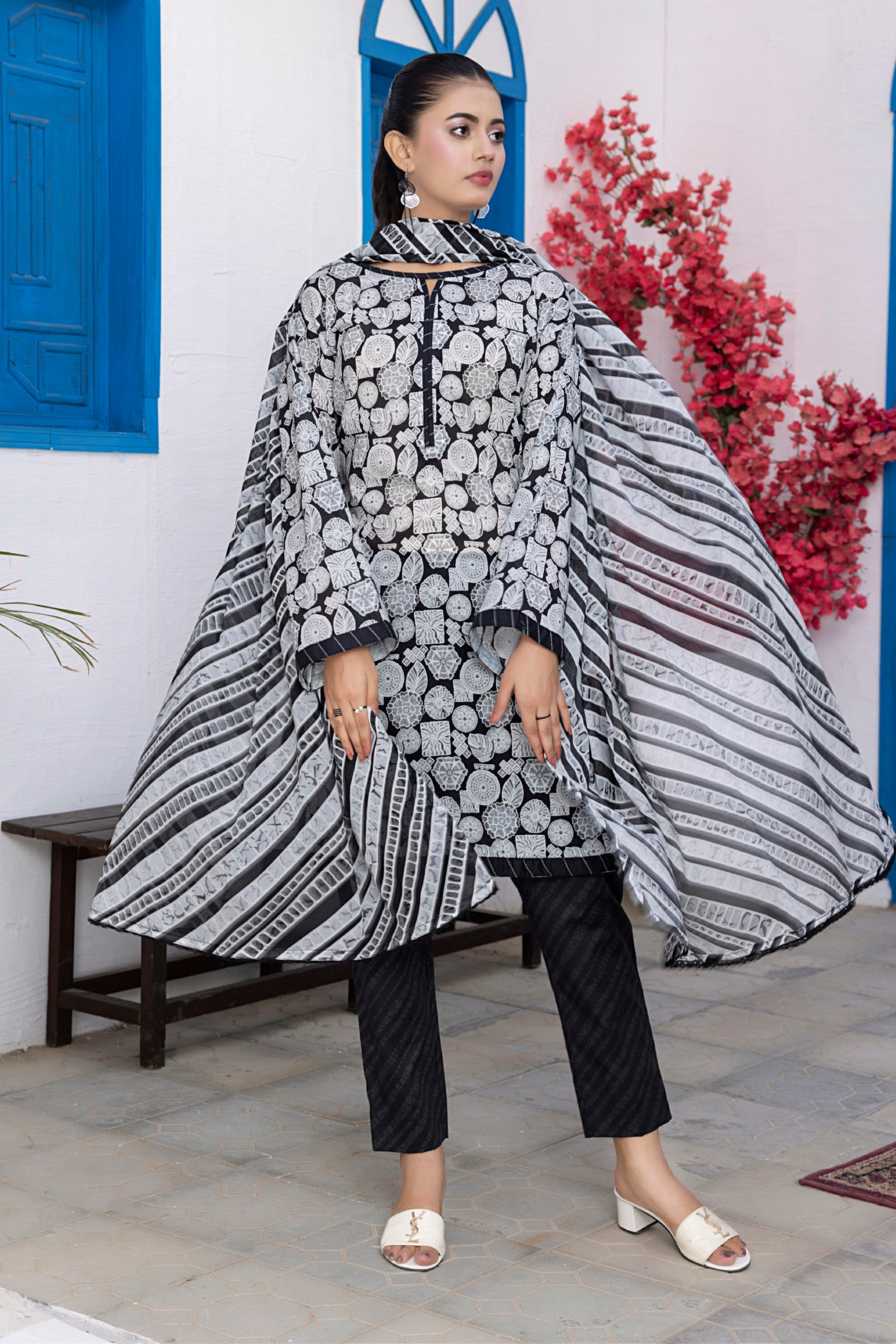 3 Pieces - Regalia Unstitched Black Printed Lawn Suit
