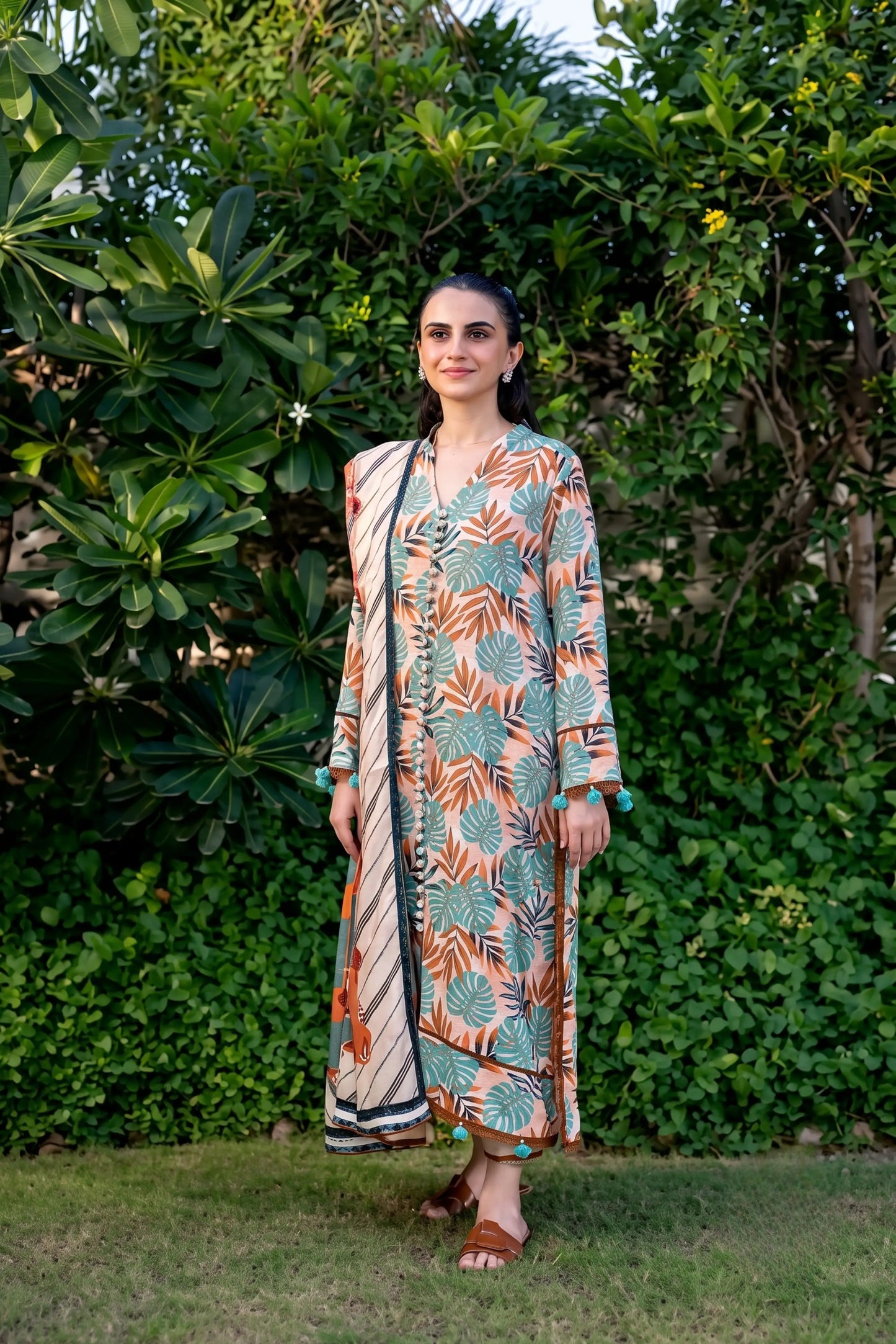 3 Pieces - Regalia Unstitched Ferozi Printed Linen Ladies Suit