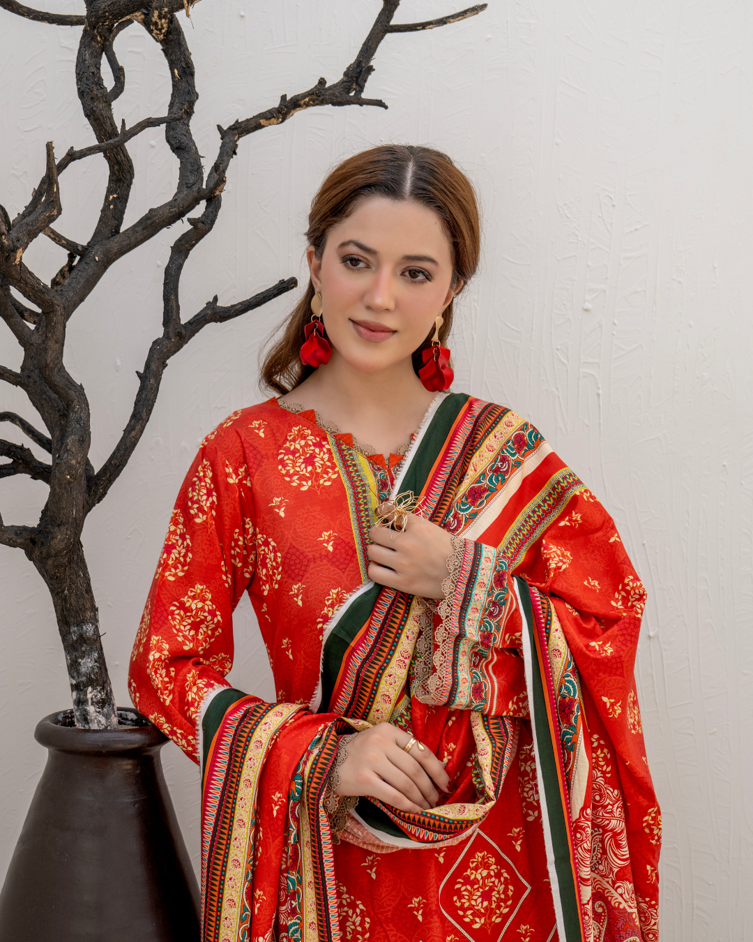 3 Pieces - Marooj Unstitched Graish Red BanaDora Linen Suit