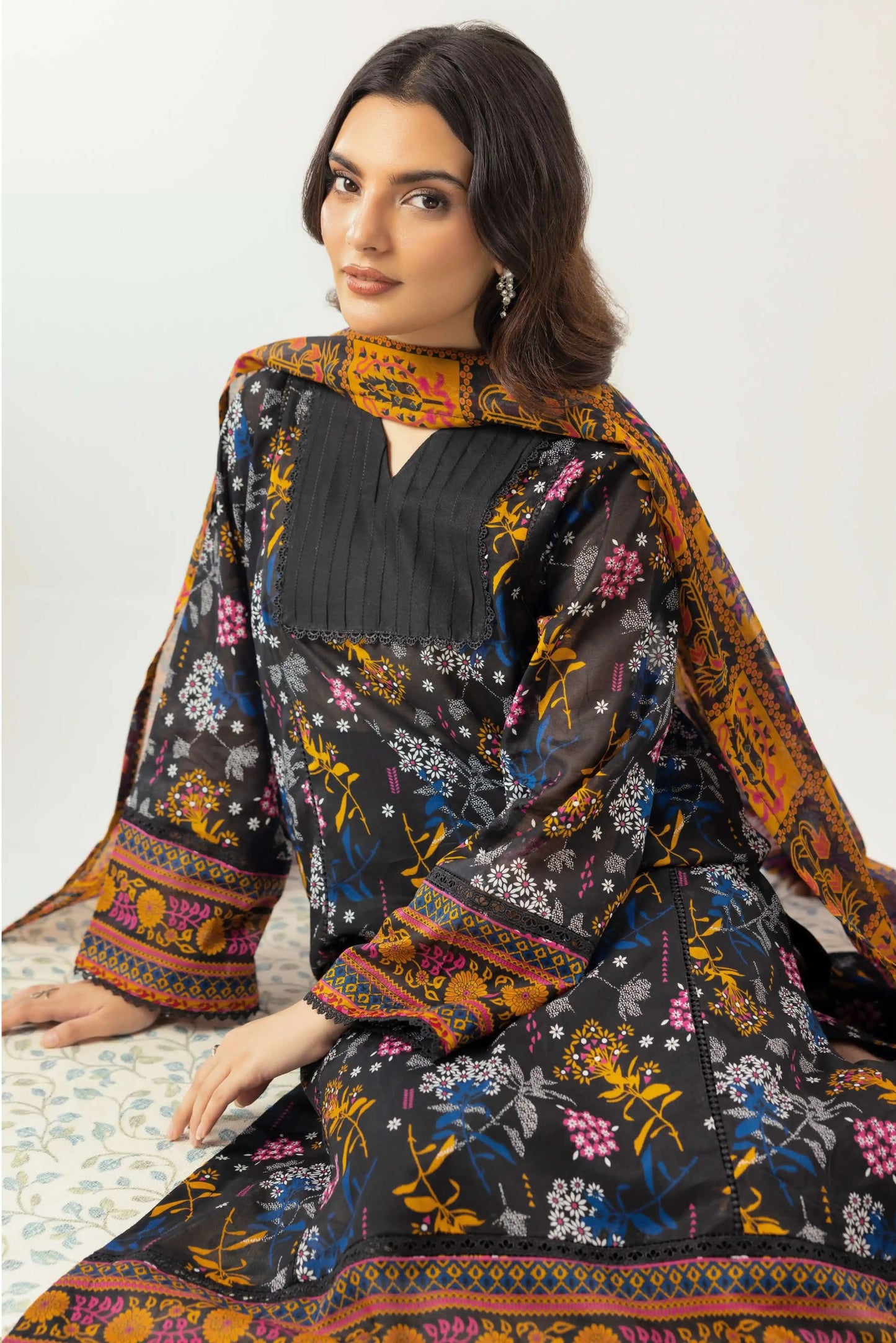 3 Pieces - Haya By Legends Unstitched Black Printed Lawn Suit