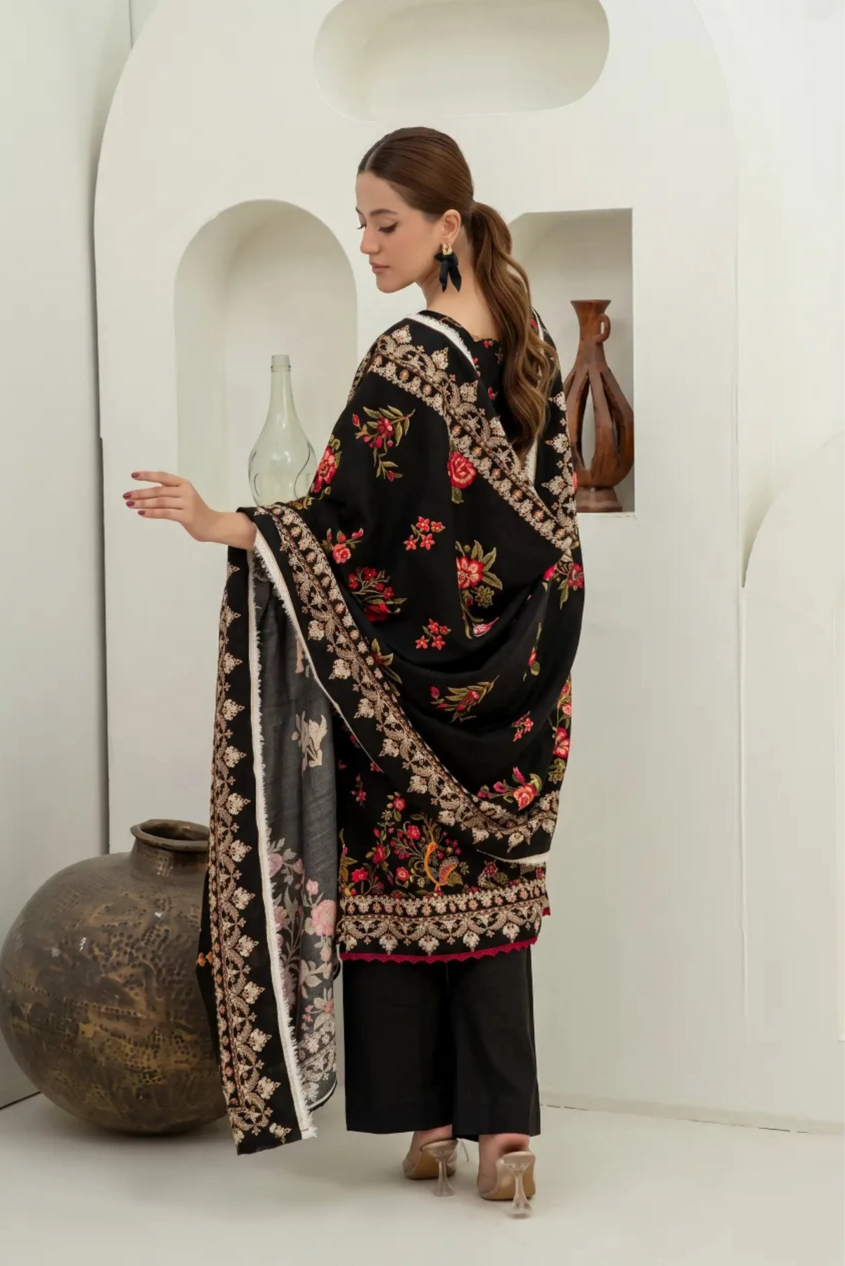 3 Pieces - Marooj Unstitched Black BanaDora Linen Suit