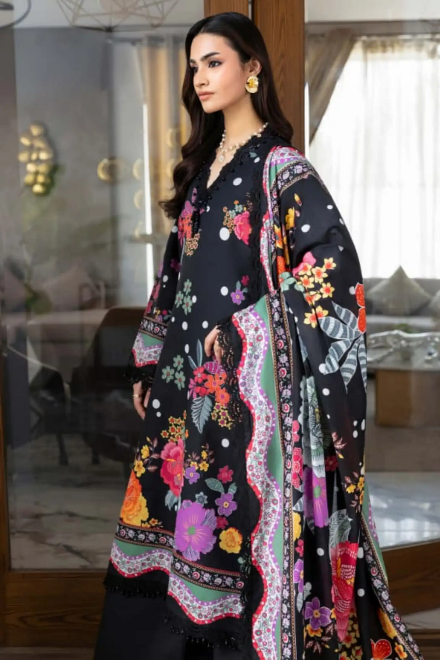 3 Pieces - NAQSH Unstitched  Black Ladies Lawn Suit