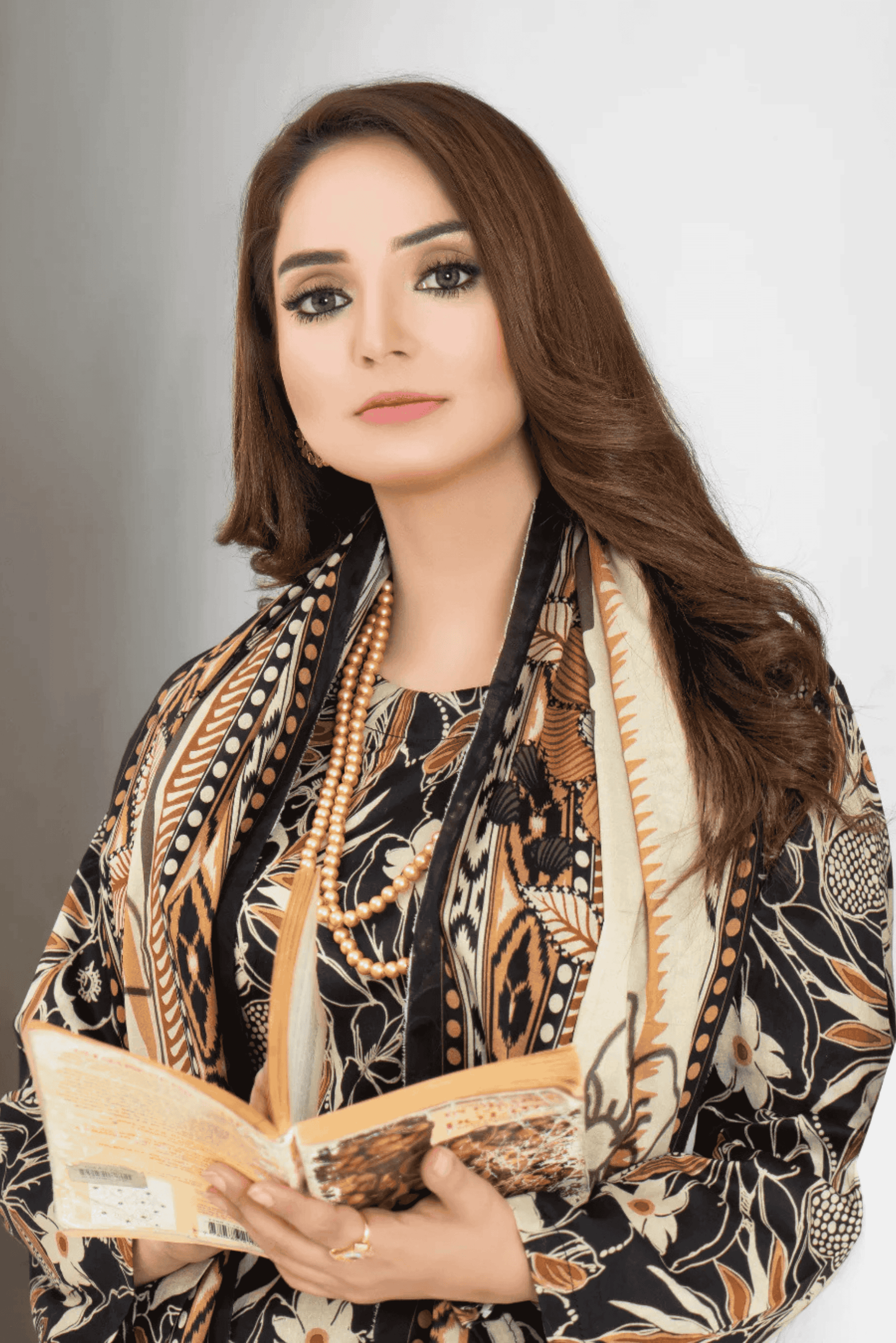 3 Piece - Mahi Unstitched Char Coal Ladies Print Lawn Suit