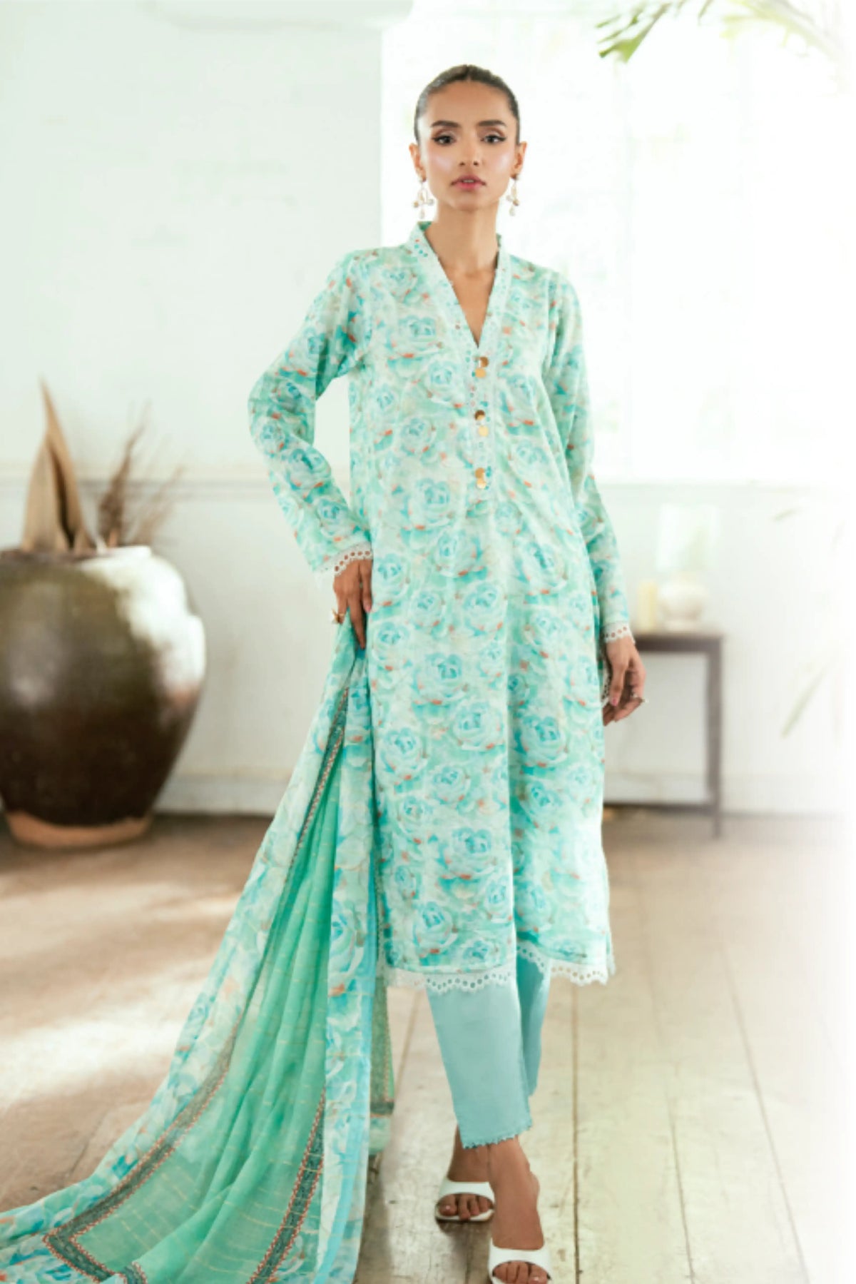 3 Pieces - Regalia Unstitched Ferozi Jscquard Cambric Suit