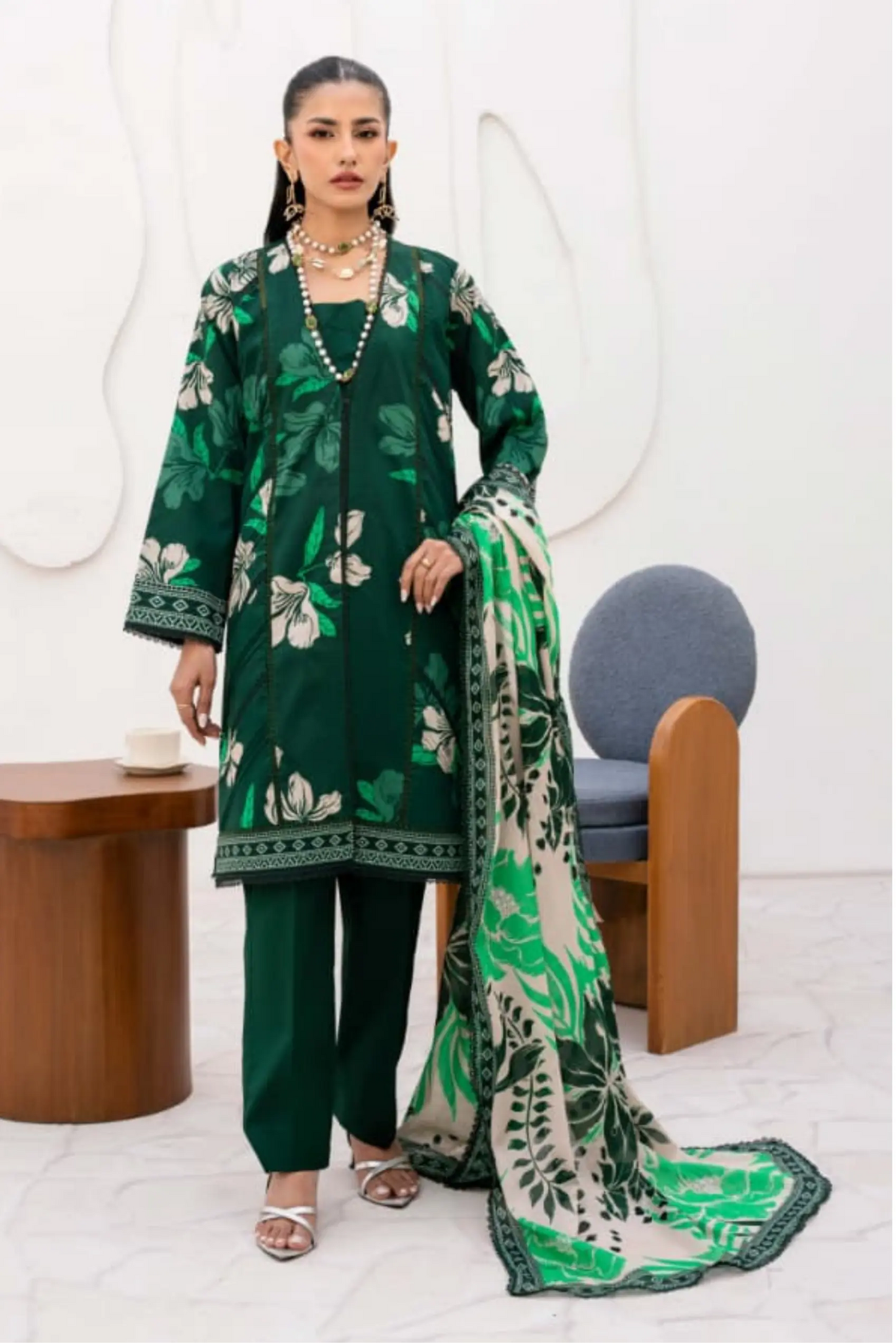 3 Pieces - Yakeen By Asifa Unstitched Green Ladies Lawn Suit
