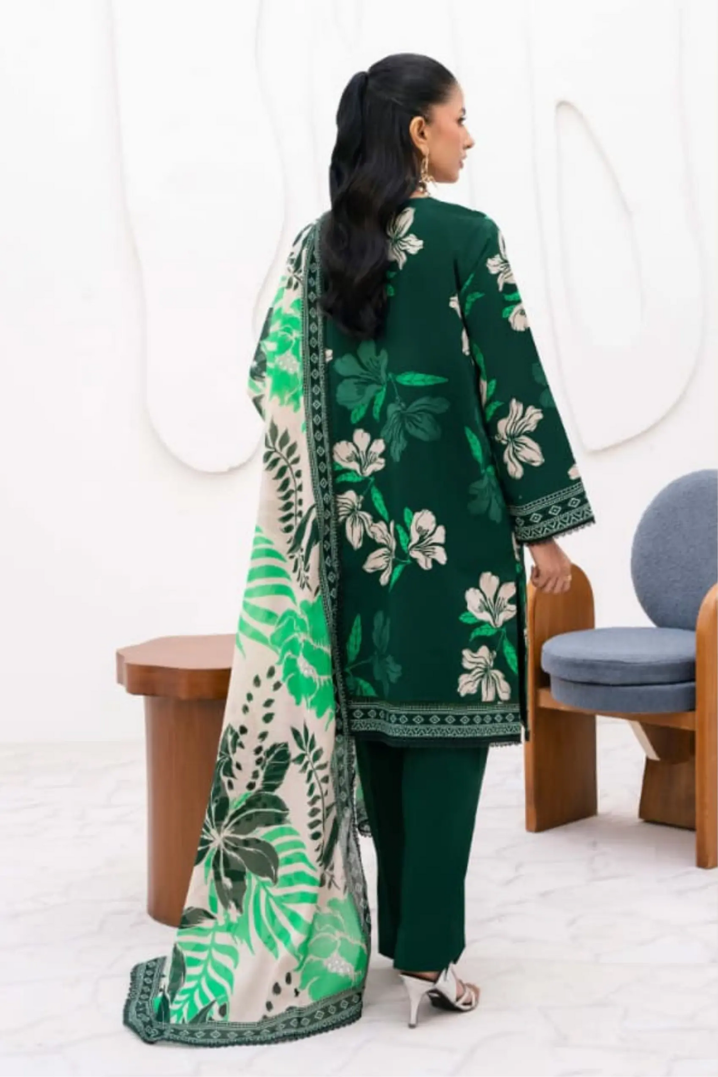 3 Pieces - Yakeen By Asifa Unstitched Green Ladies Lawn Suit