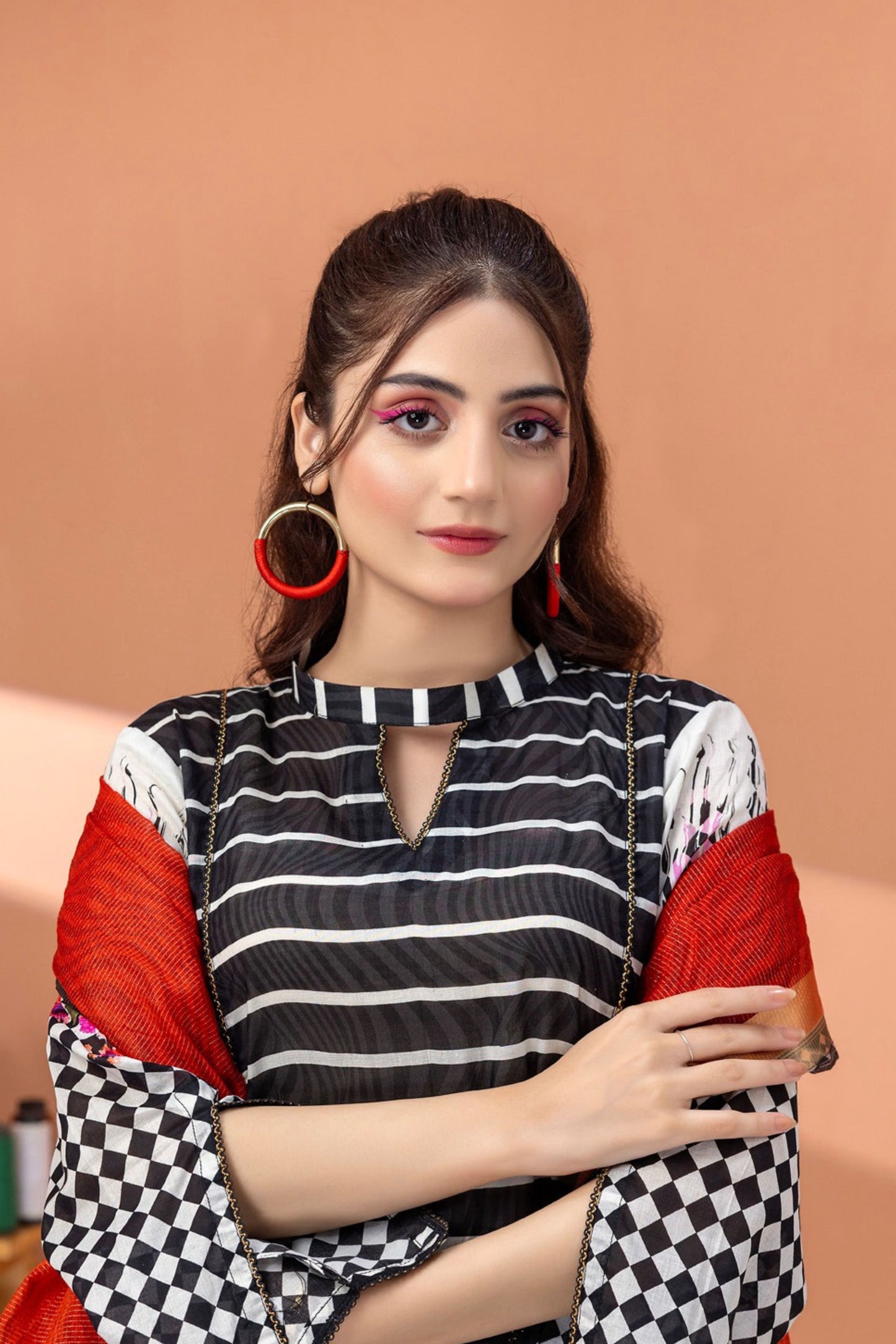 3 Pieces - Regalia Unstitched Black Fancy Zari Dupatta Printed Shirt Lawn Suit