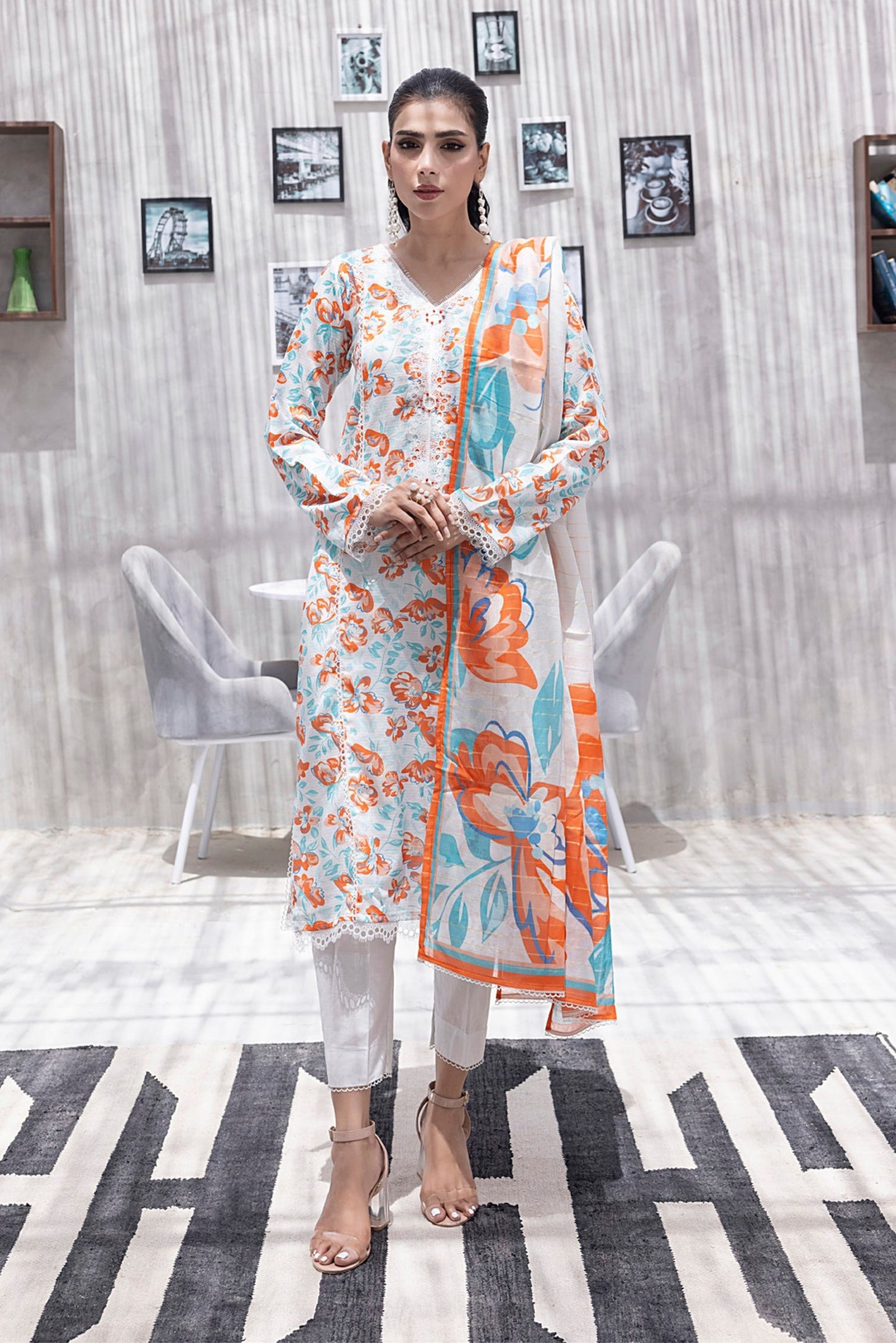 3 Pieces - Regalia Unstitched Off White Jscquard Cambric Suit