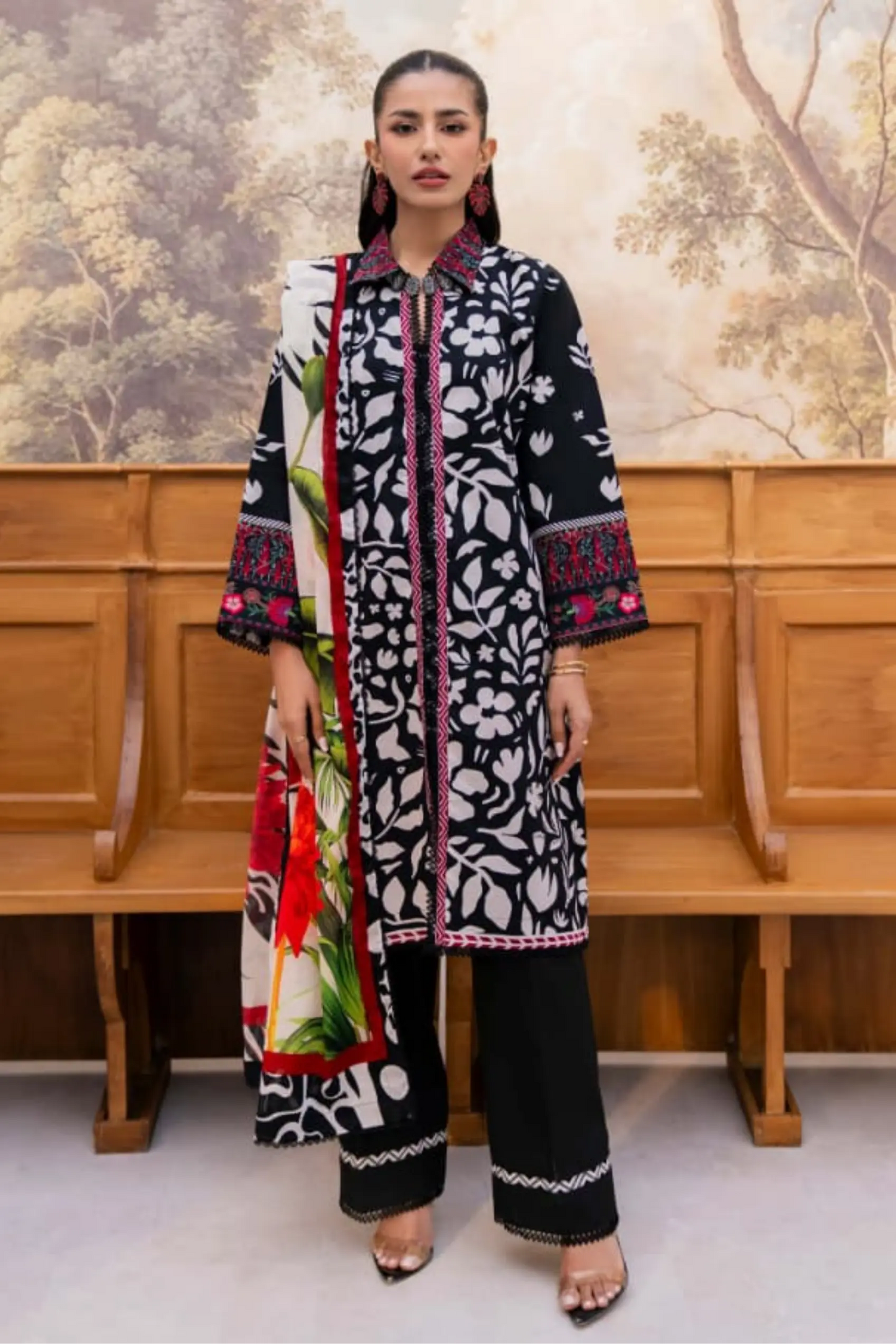 3 Pieces - Yakeen By Asifa Unstitched  Black Ladies Lawn Suit