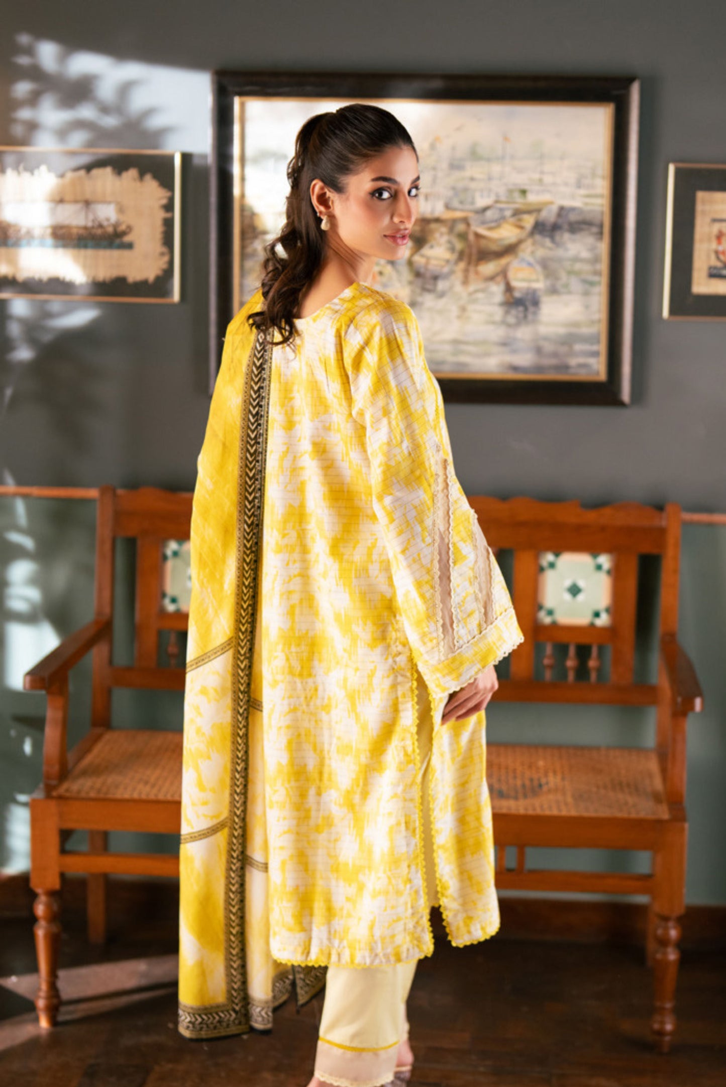 3 Pieces - Regalia Unstitched Pale Yellow Bana Dora Lawn Suit 