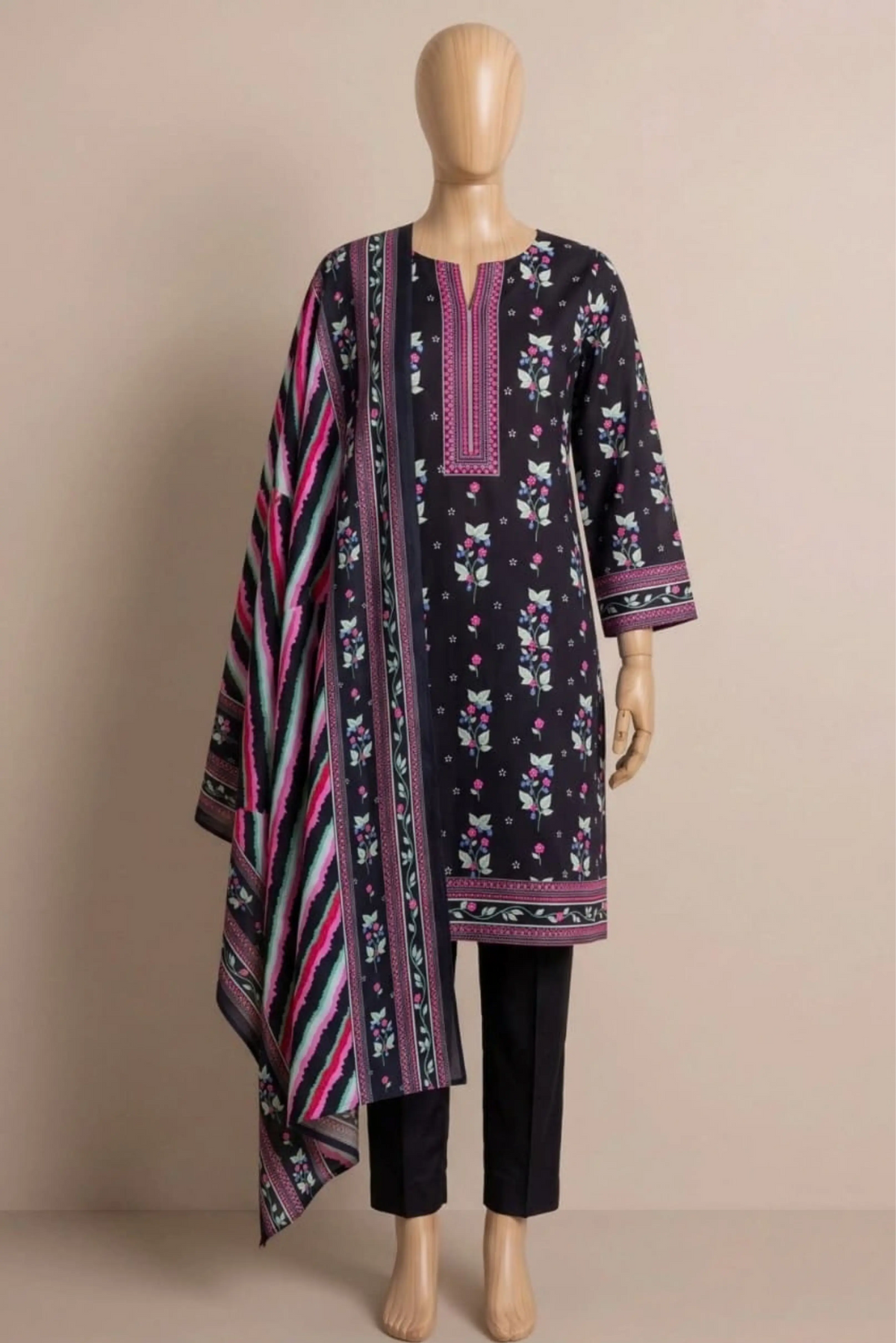 3 Pieces - Rijja By Murashe Unstitched Black Ladies Khaddar Suit