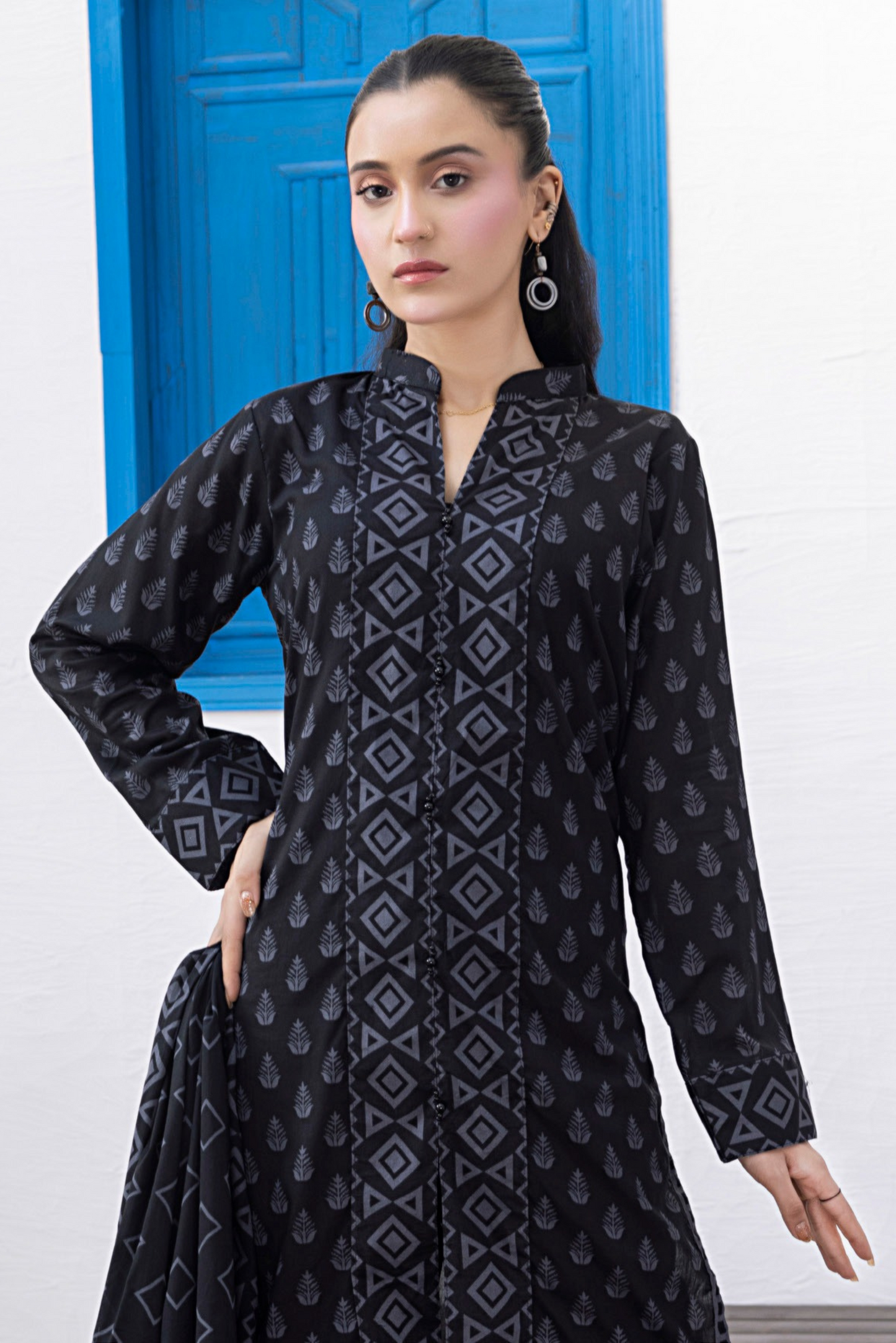 3 Pieces - Regalia Unstitched Black Print Lawn Suit