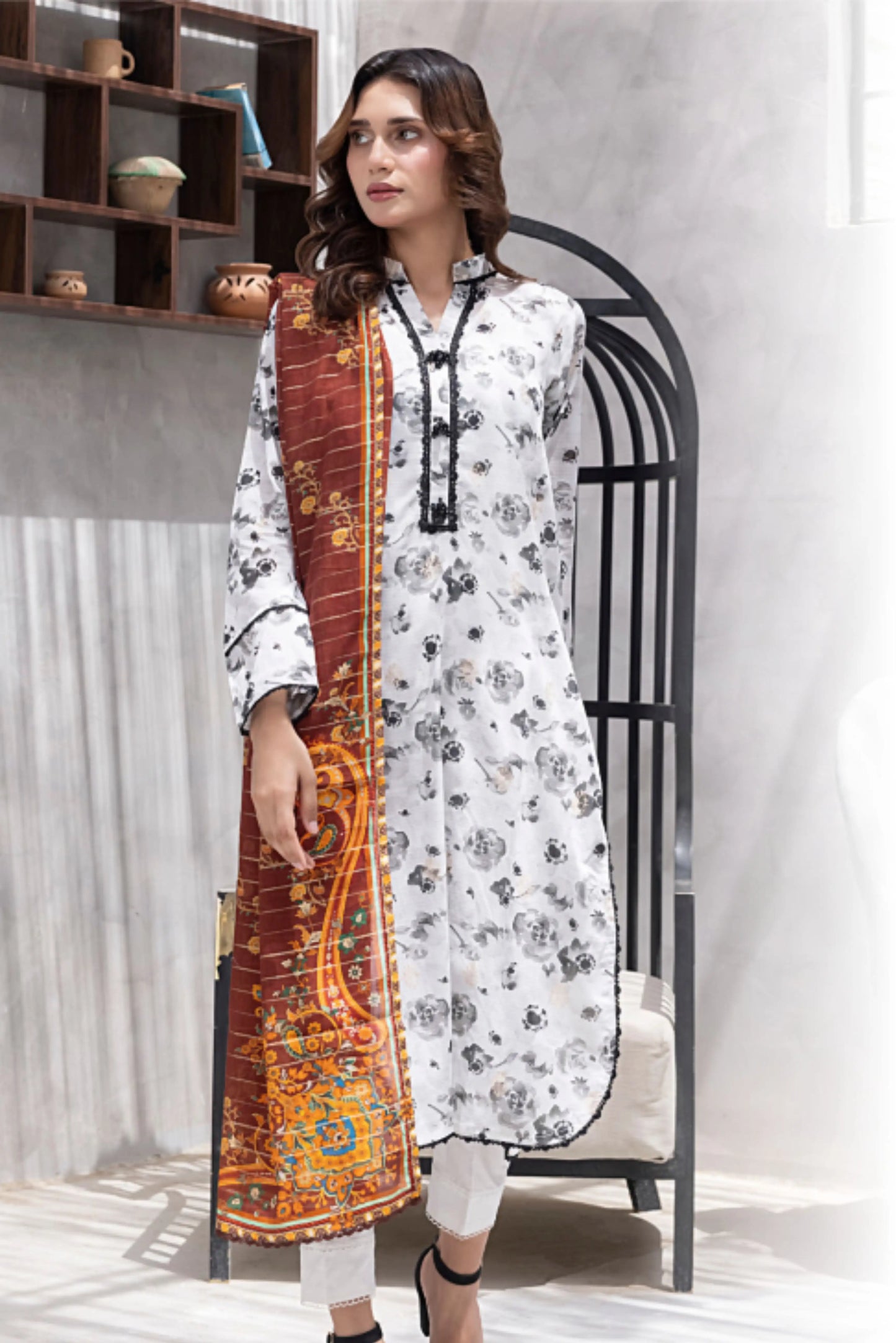 3 Pieces - Regalia Unstitched White Jscquard Cambric Suit
