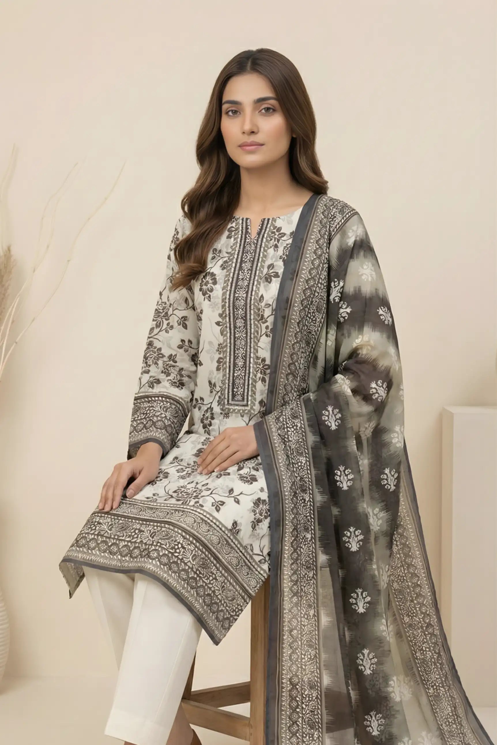 3 Pieces - Marooj Unstitched Off White Transliminor Magic Print Lawn Suit