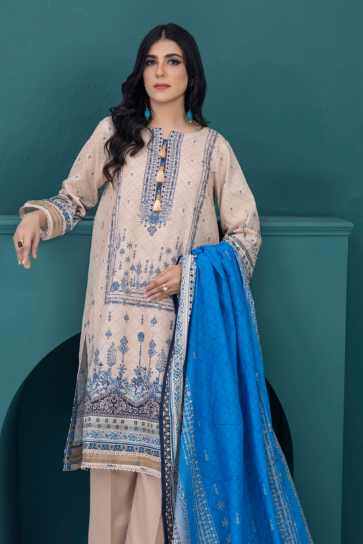 3 Pieces - Regalia Stitched Skin Printed Khaddar Suit