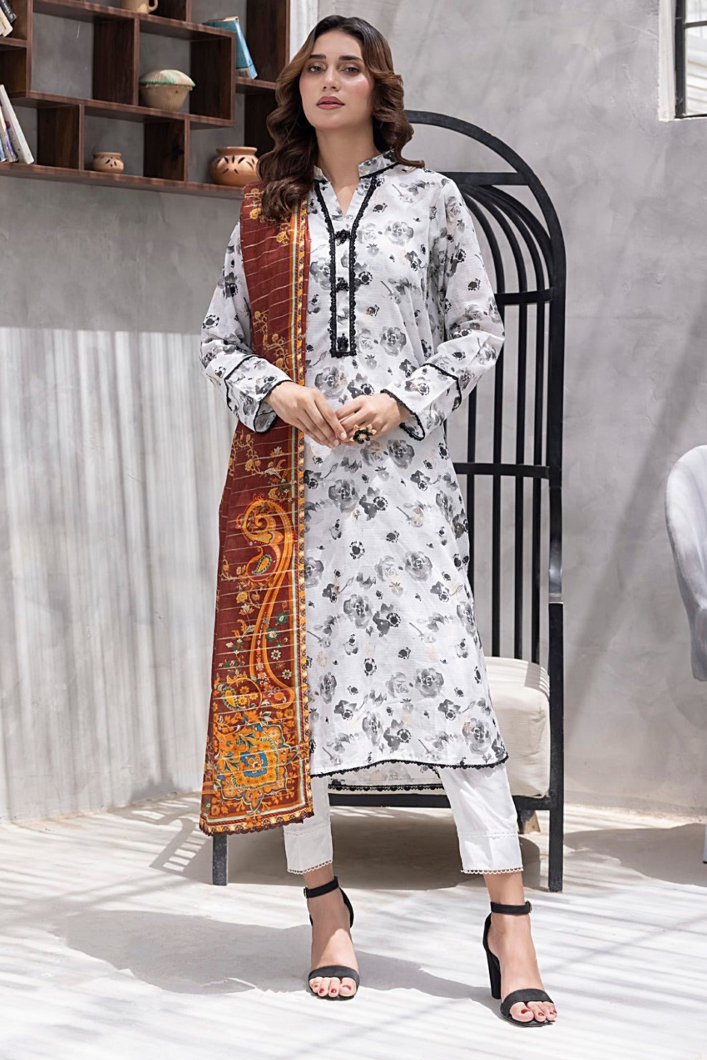 3 Pieces - Regalia Unstitched White Jscquard Cambric Suit